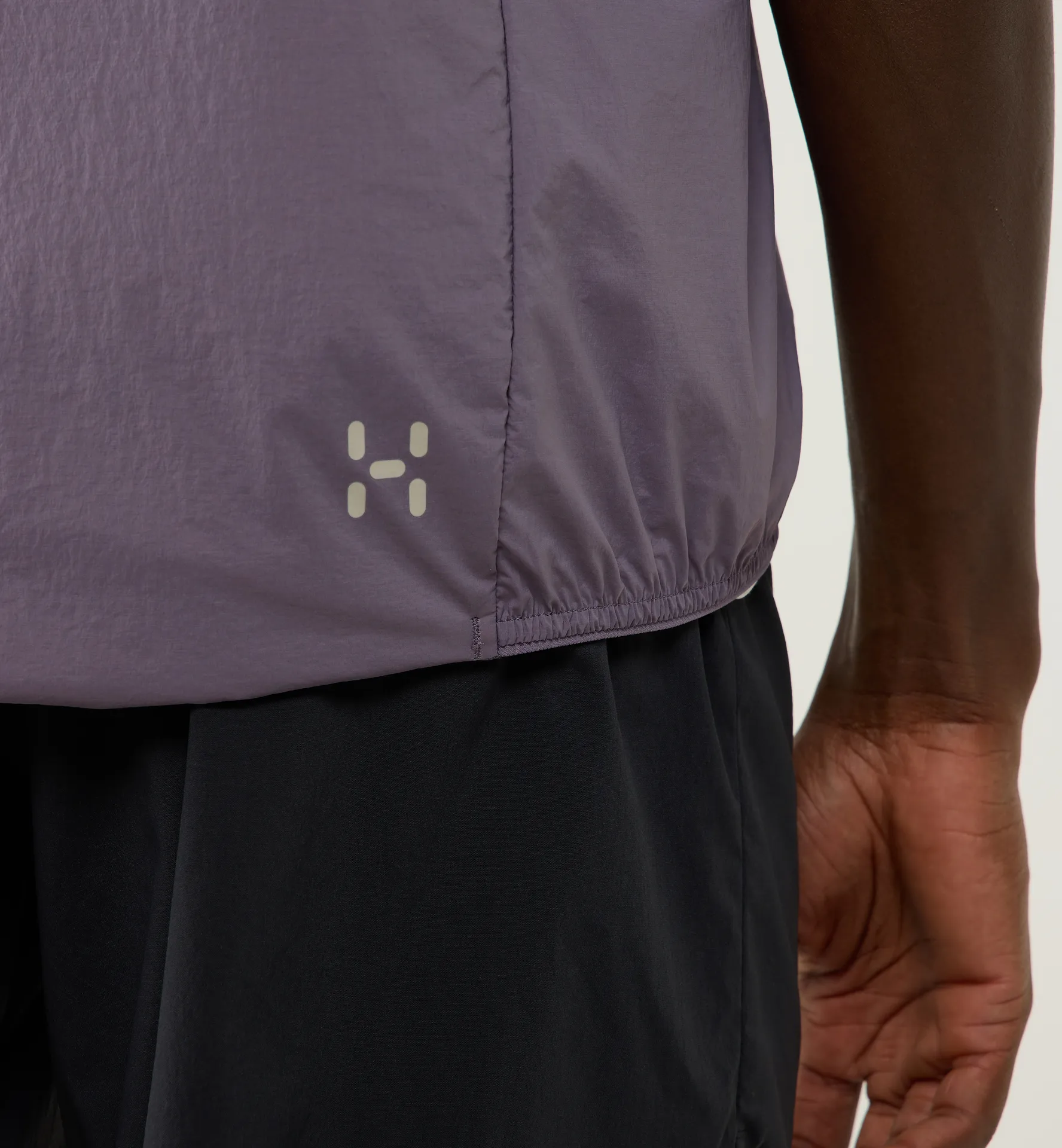 L.I.M Mimic Barrier Vest Men Purple Fog