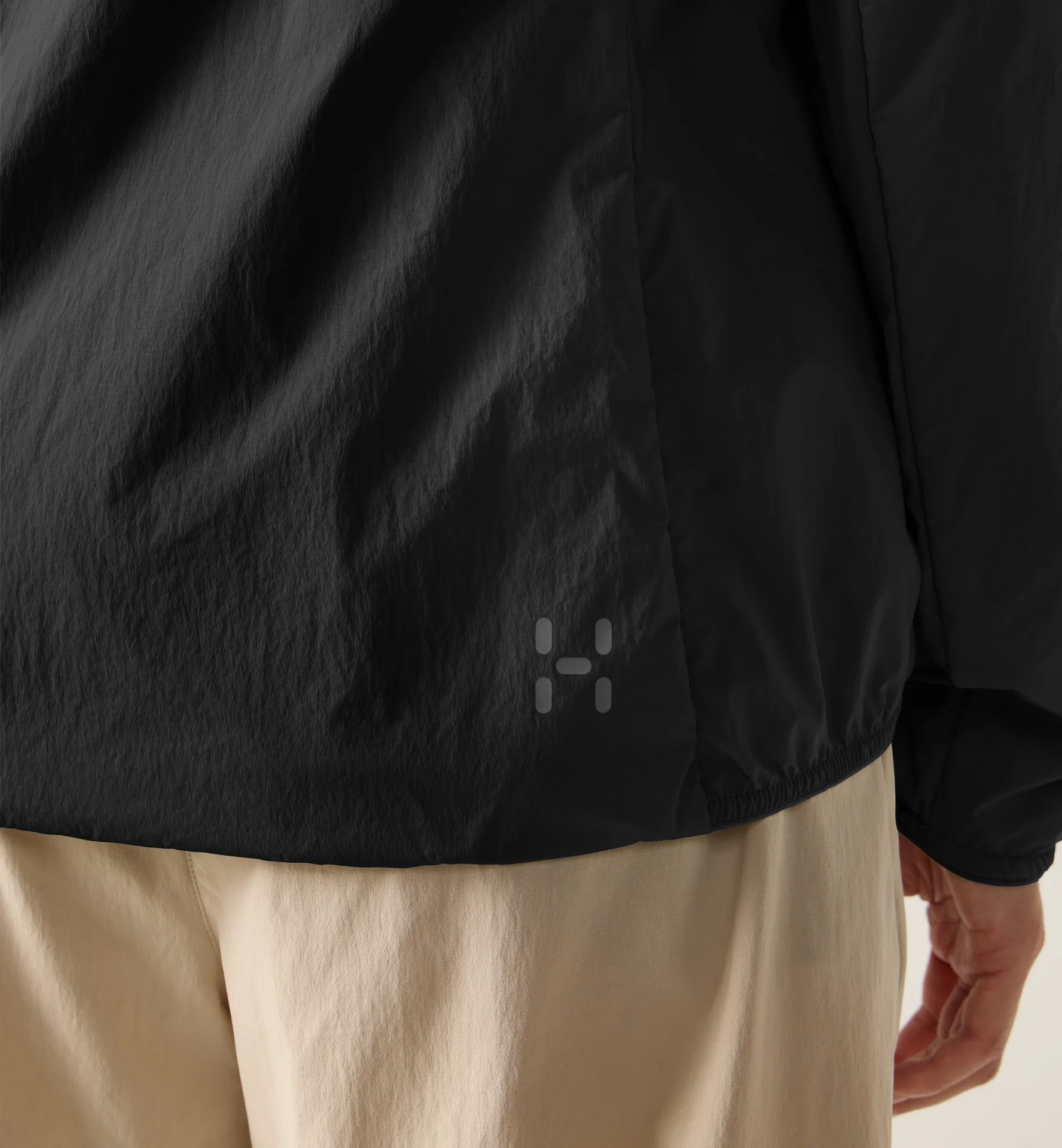 L.I.M Mimic Barrier Hood Women True Black