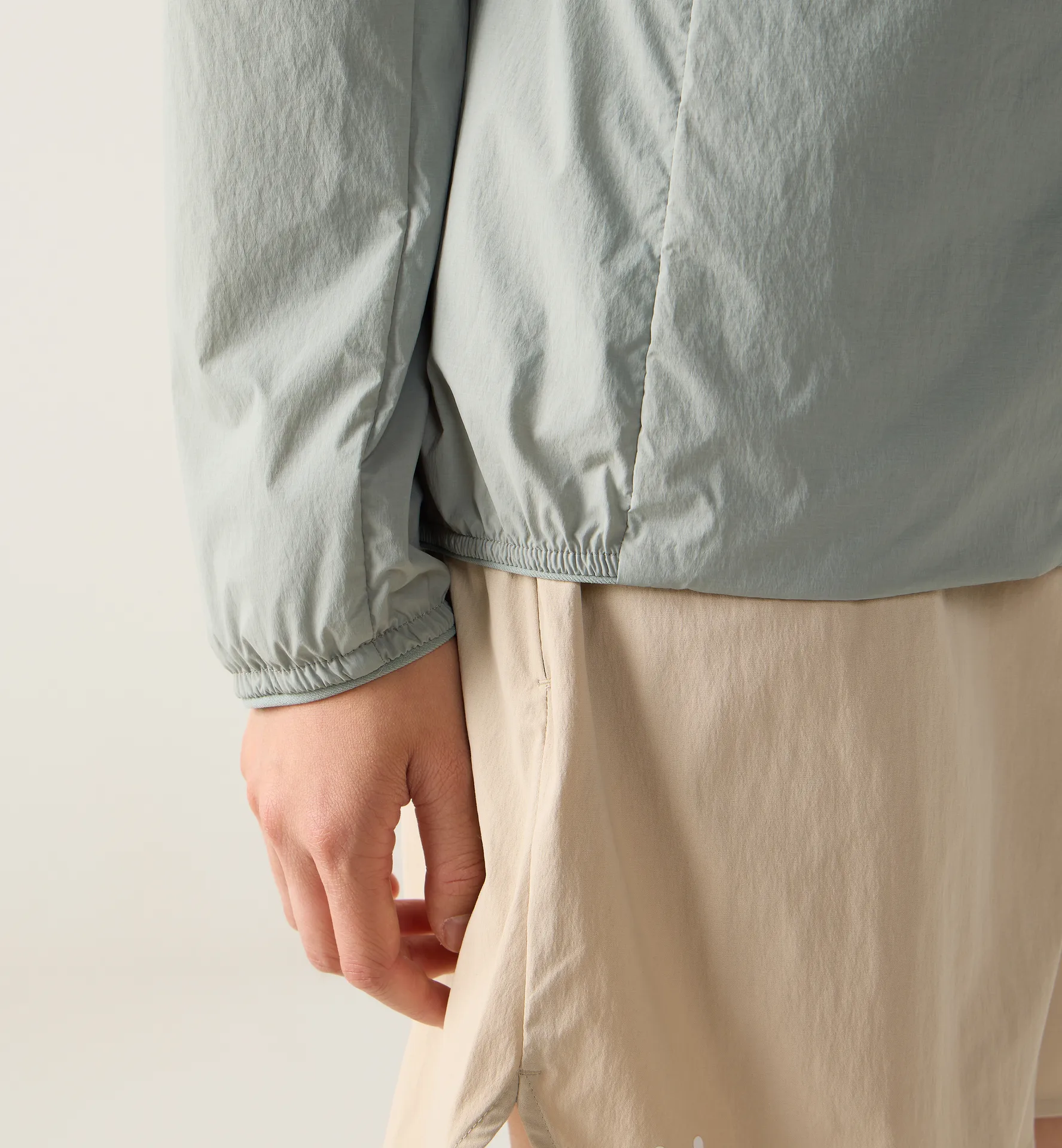 L.I.M Mimic Barrier Hood Women Dew Green