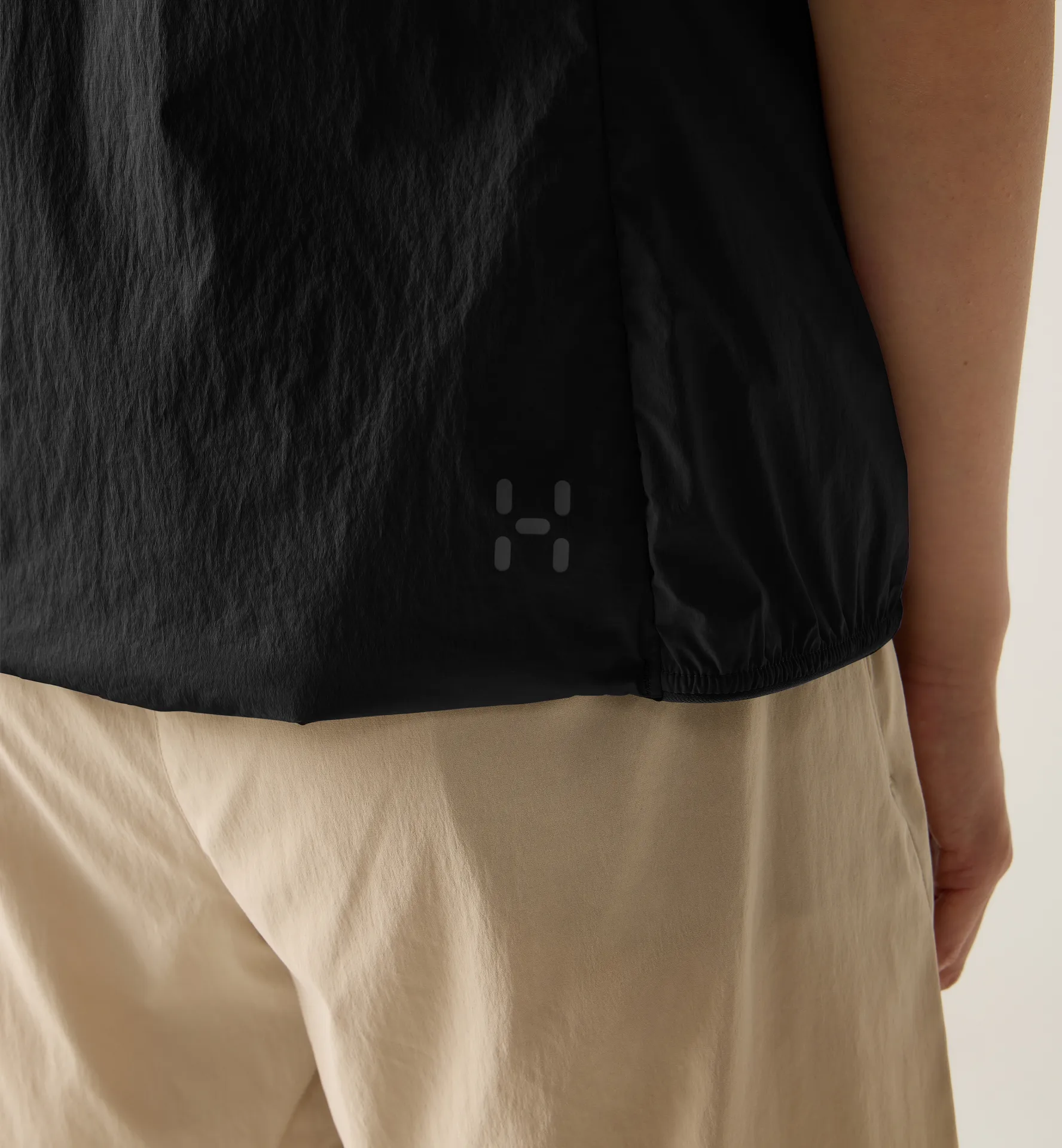 L.I.M Mimic Barrier Vest Women True Black