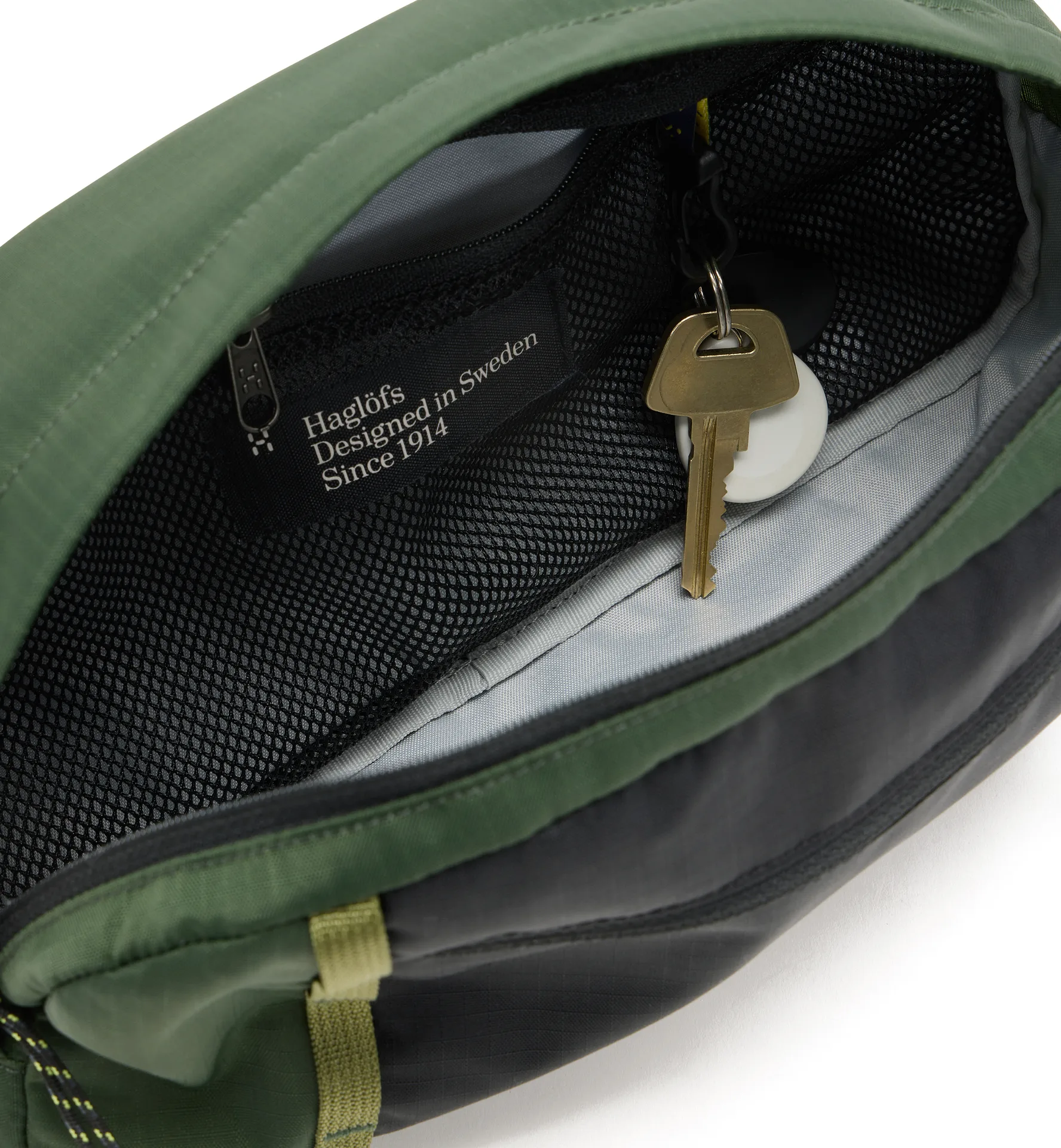 Tight hip pack 3,5 Seaweed Green/True Black
