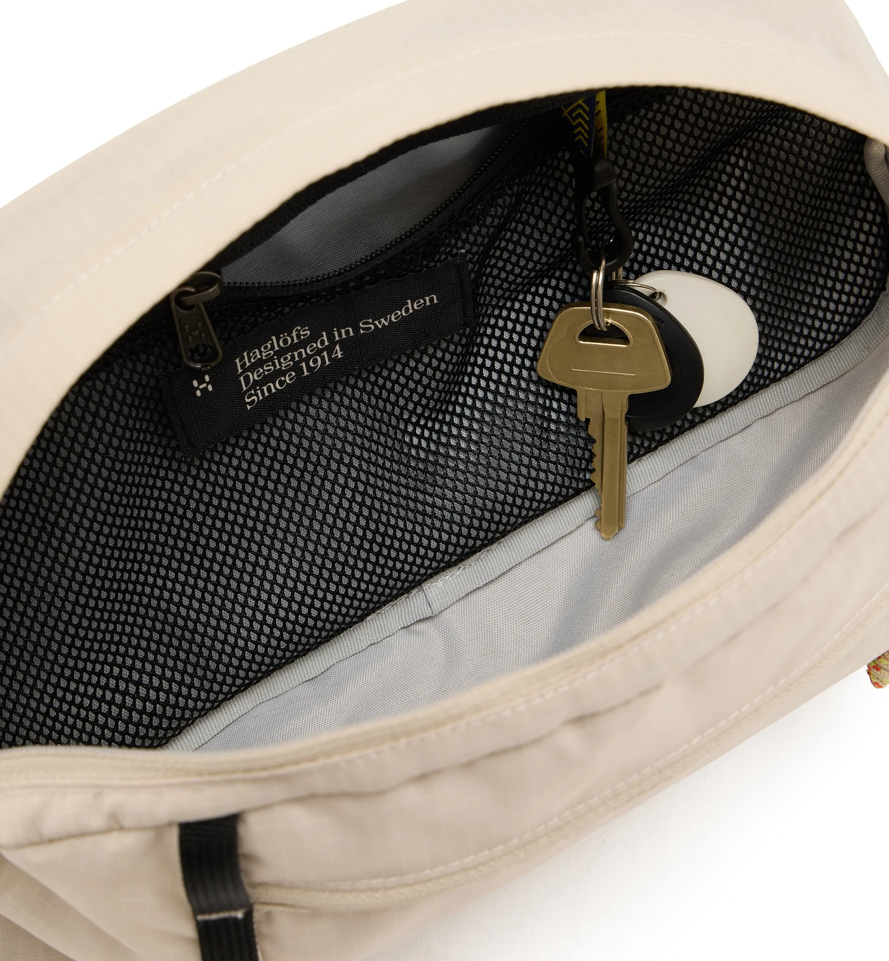 Tight hip pack 3,5 Chalk Beige/True Black