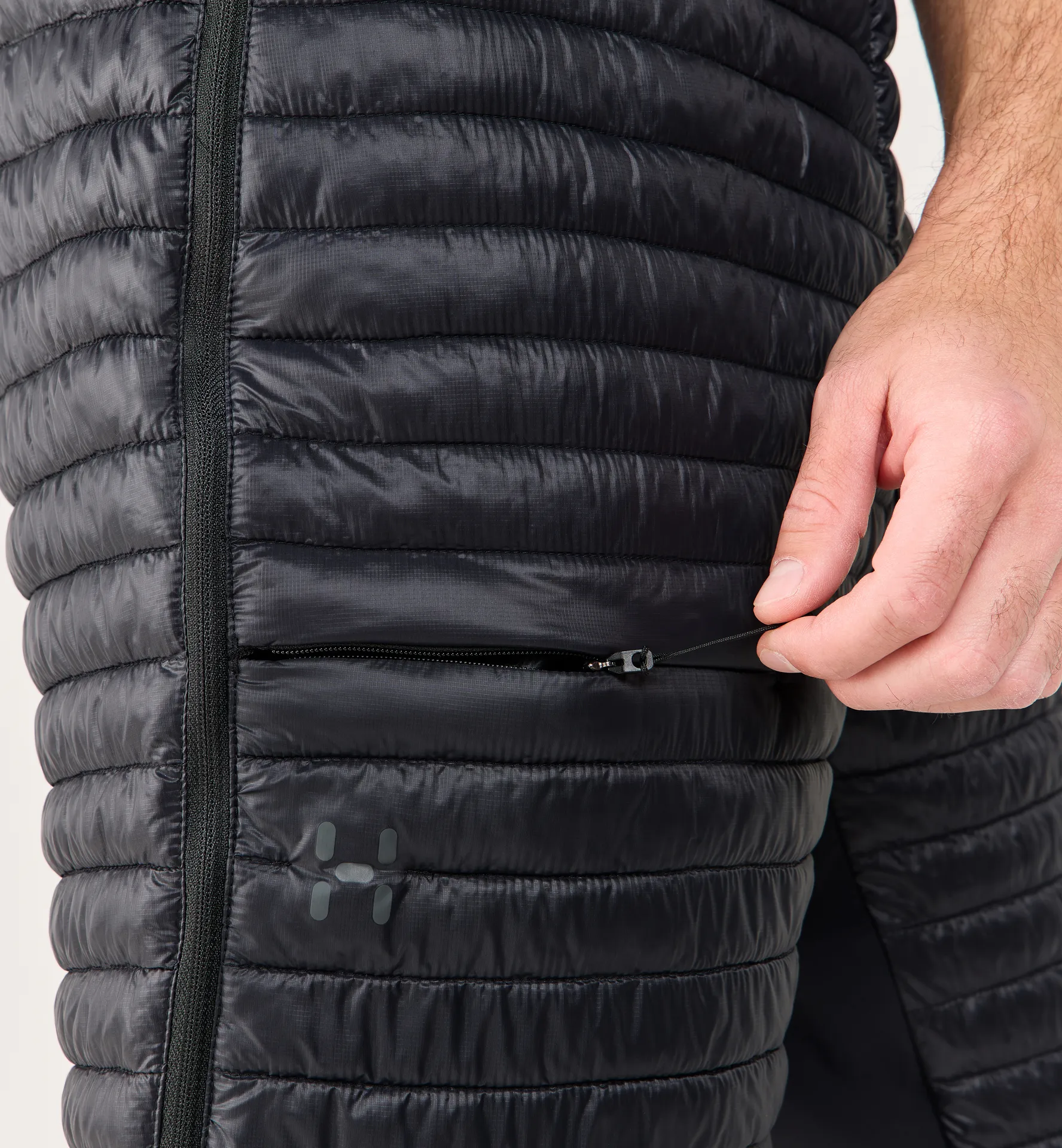 L.I.M Mimic II 3/4 Pant Men | True Black | Activities