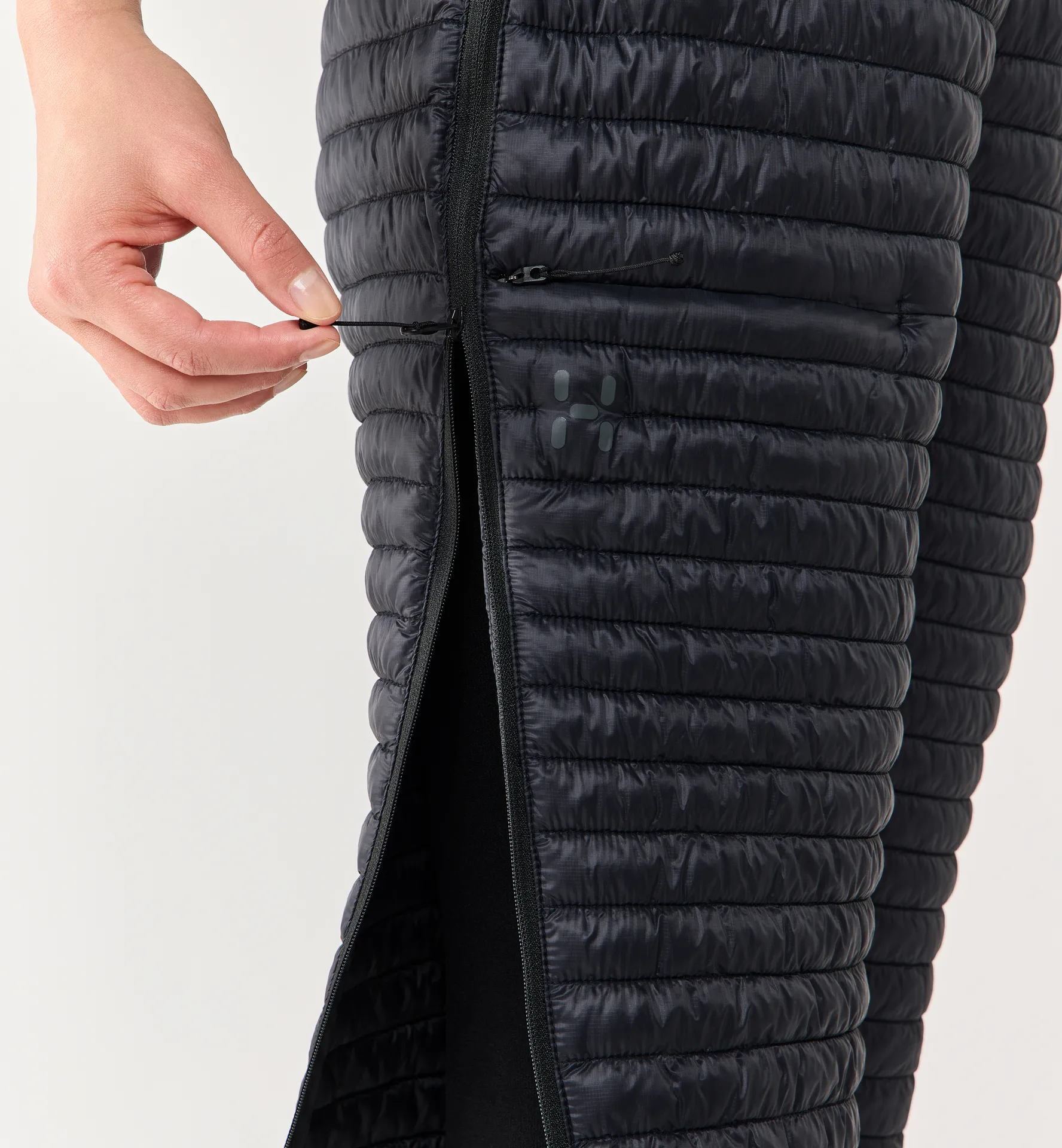 L.I.M Mimic II 3/4 Pant Women | True Black | Activities