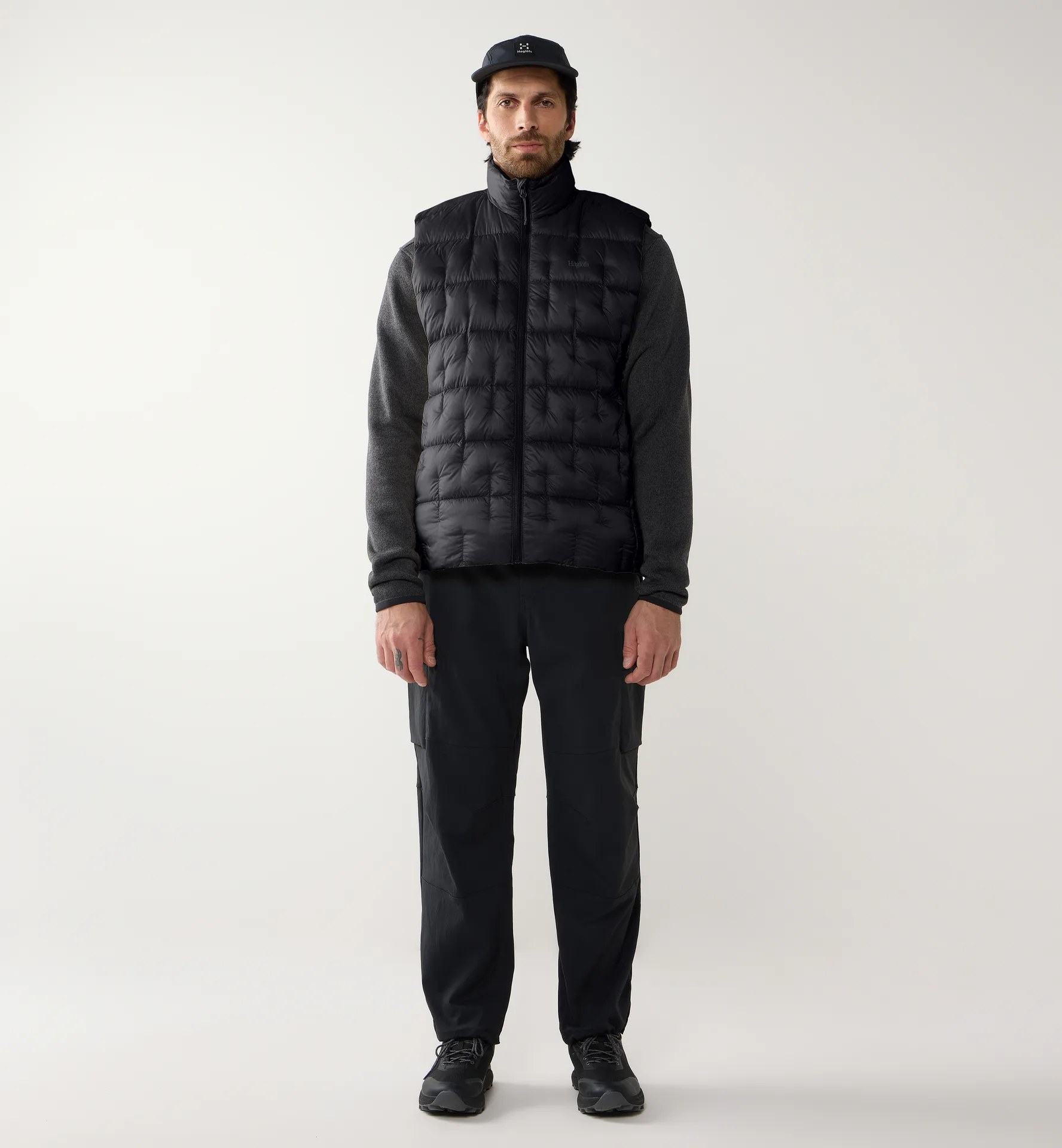 Hede Down Vest Men True Black