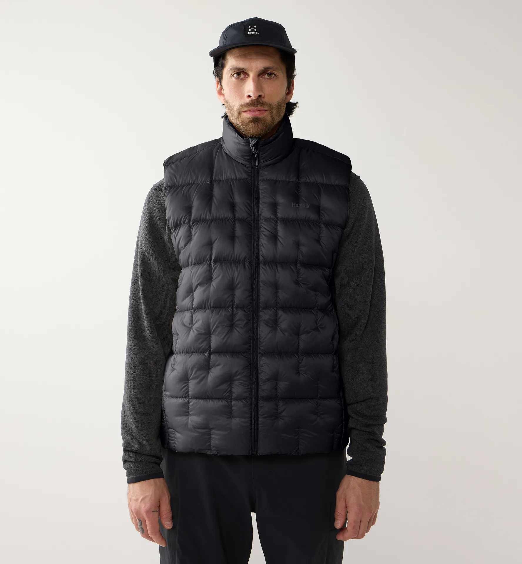 Hede Down Vest Men True Black