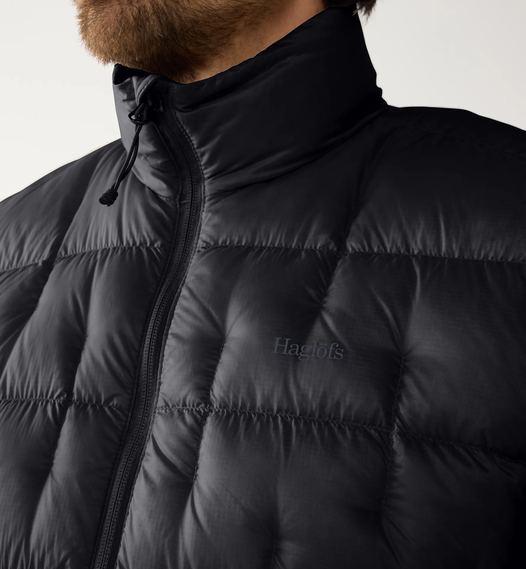 Hede Down Vest Men True Black