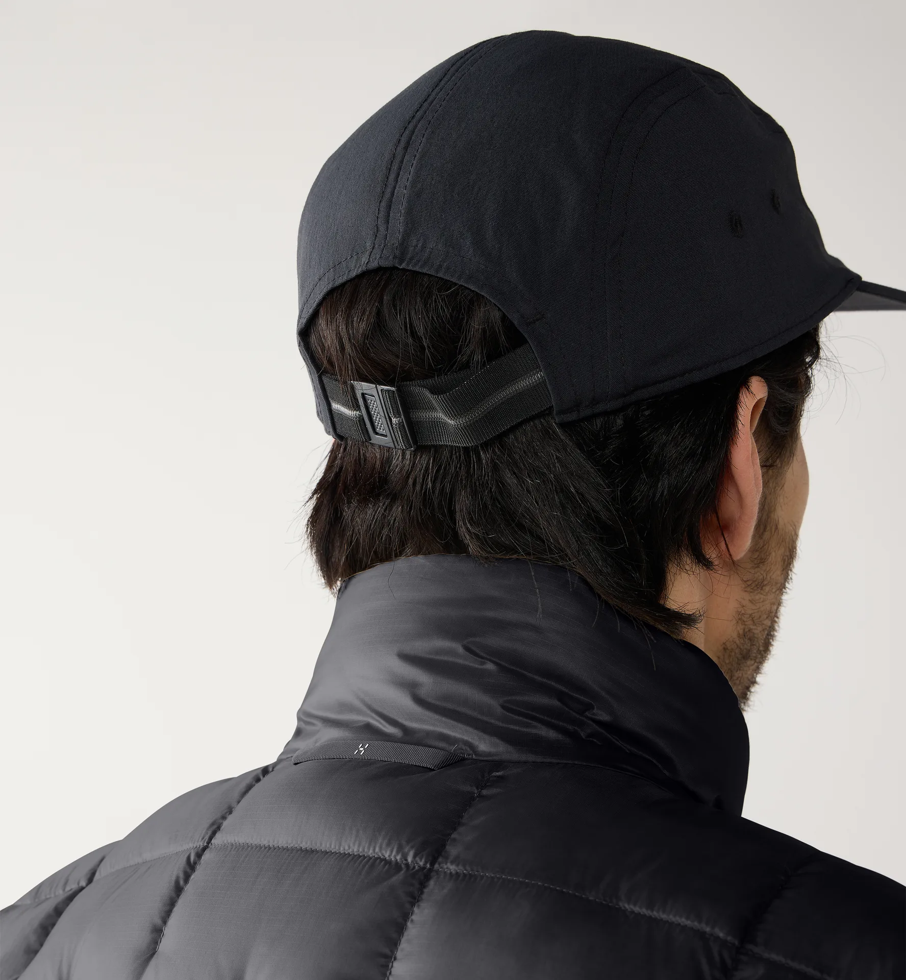 Hede Down Vest Men True Black