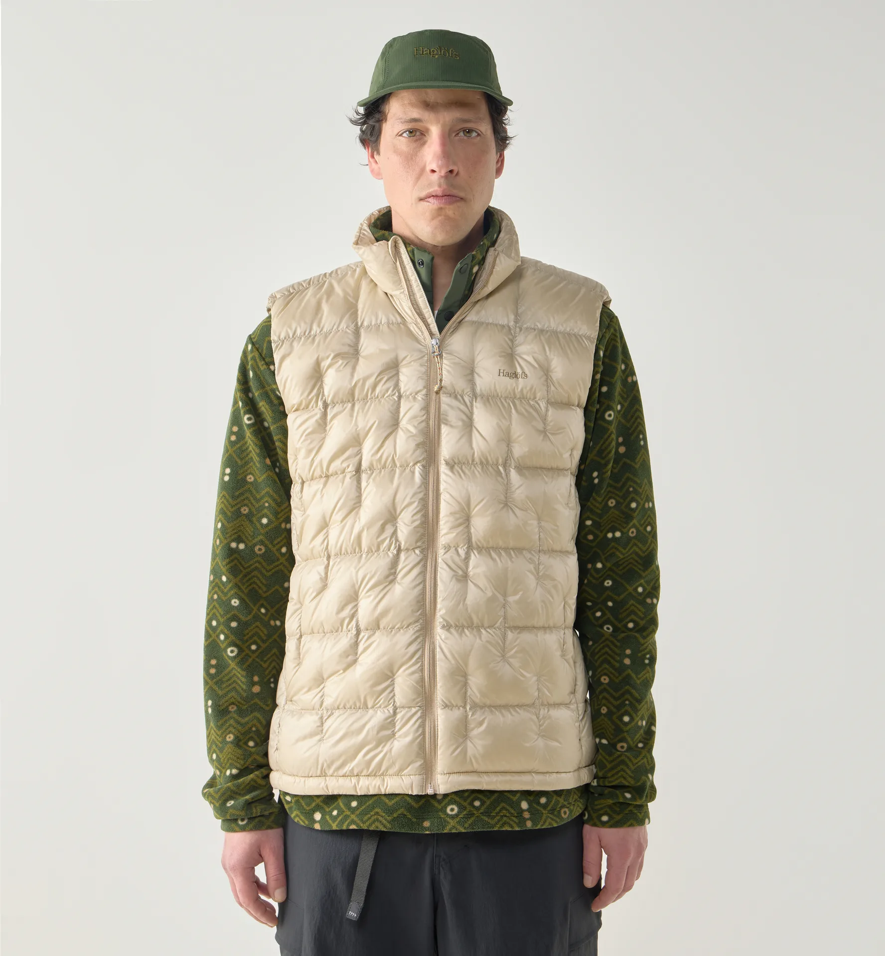Hede Down Vest Men Chalk Beige