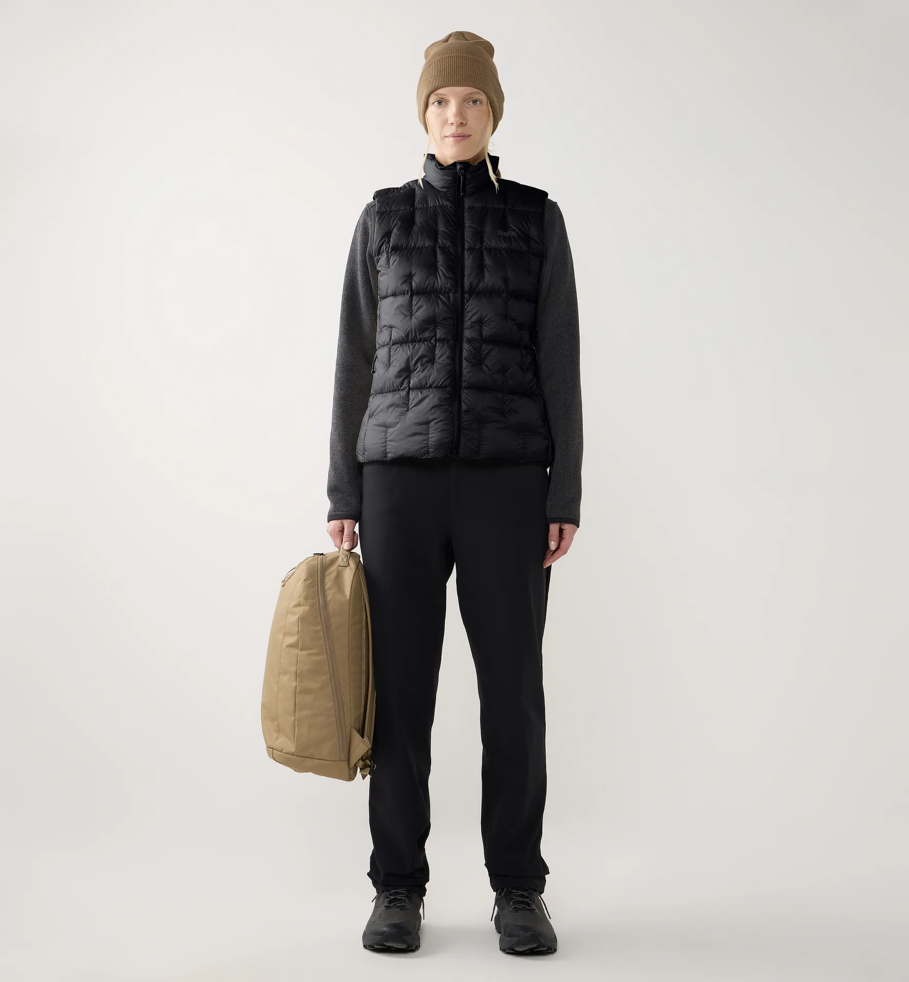 Hede Down Vest Women True Black