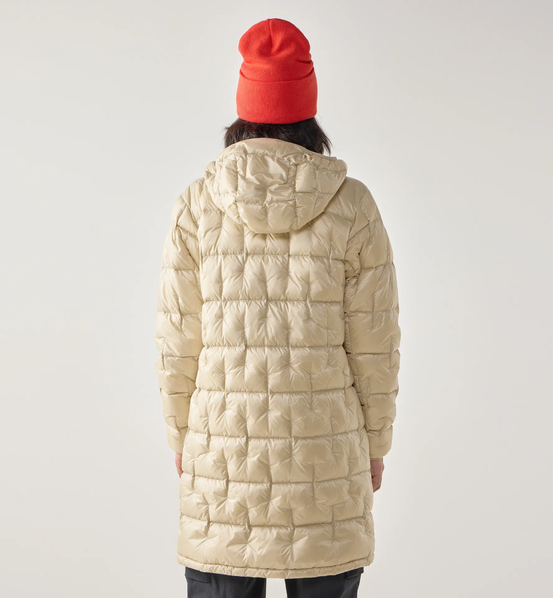 Hede Down Coat Women Chalk Beige