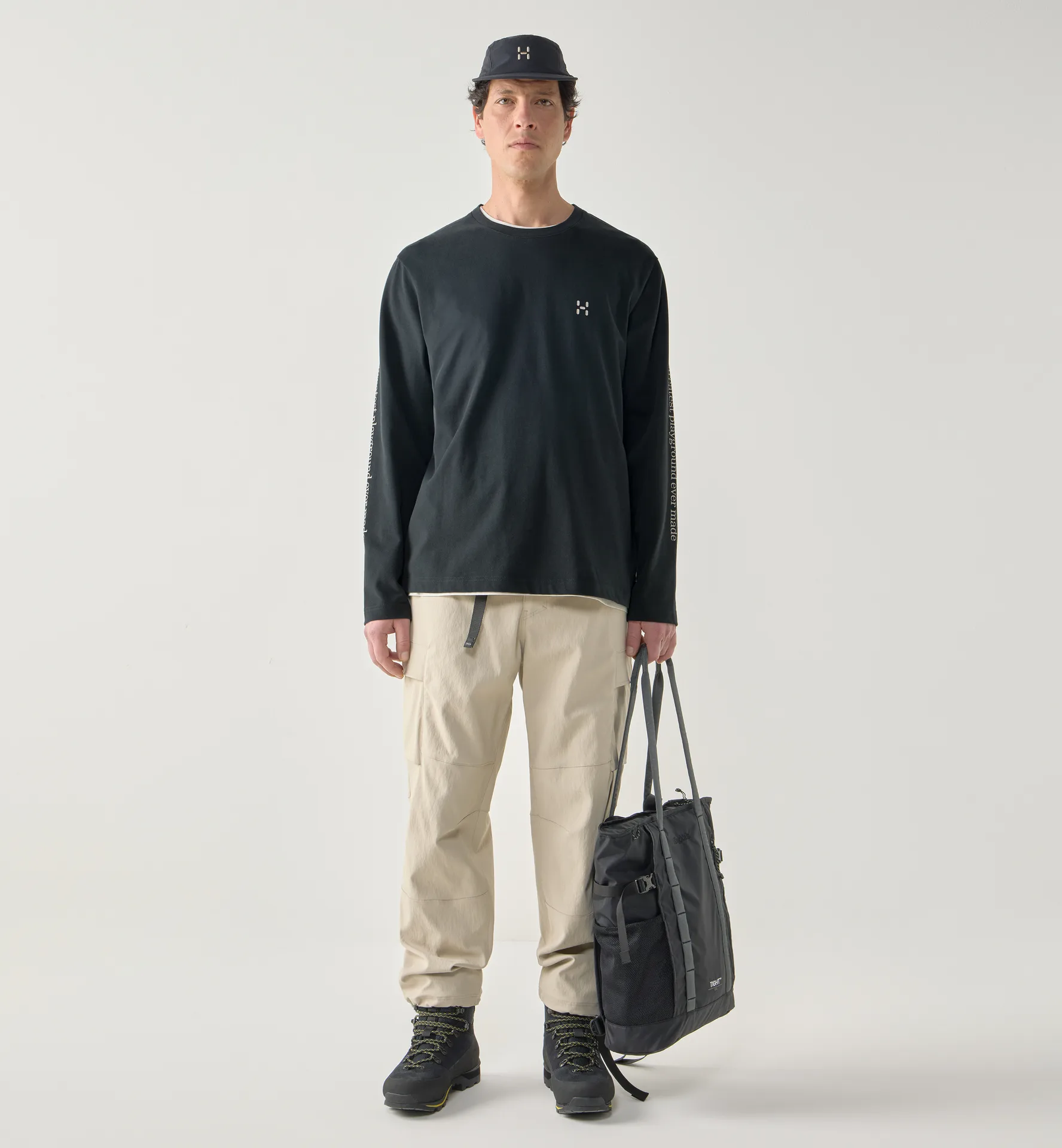 Brand LS Tee Men True Black