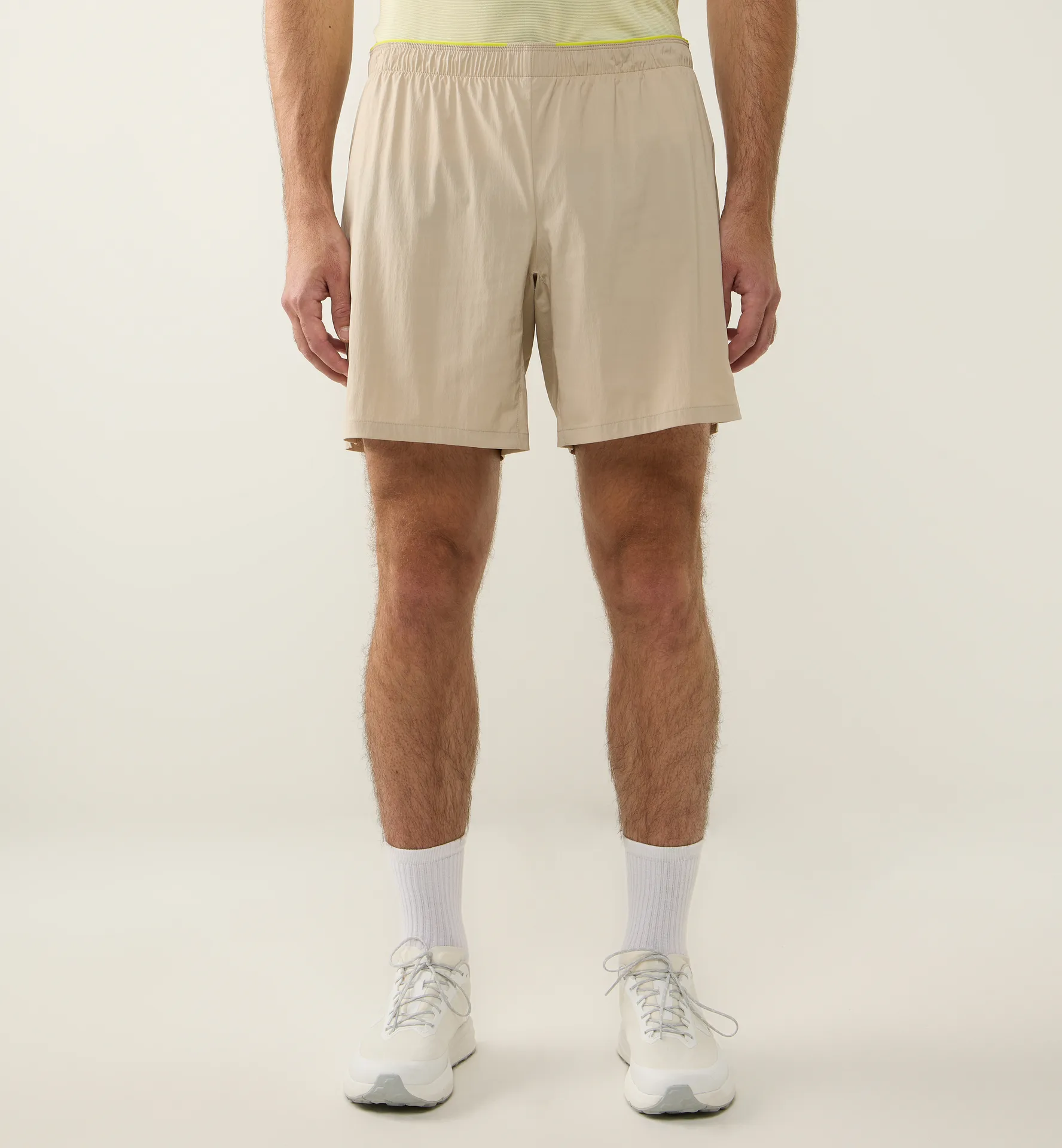 L.I.M Pace Shorts Men Chalk Beige