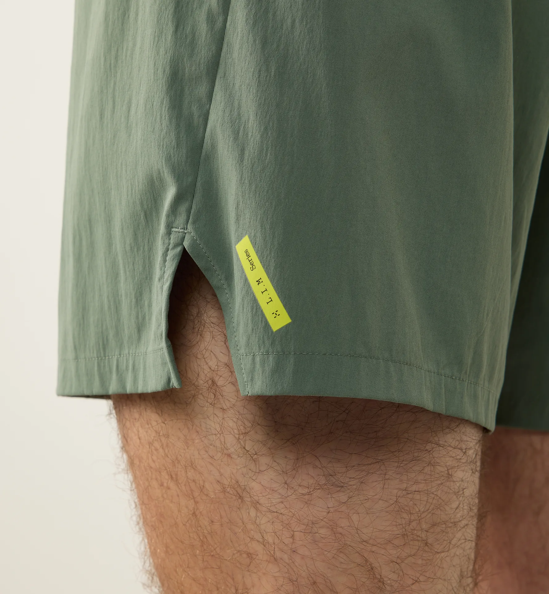 L.I.M Pace Shorts Men Chlorophyll Green