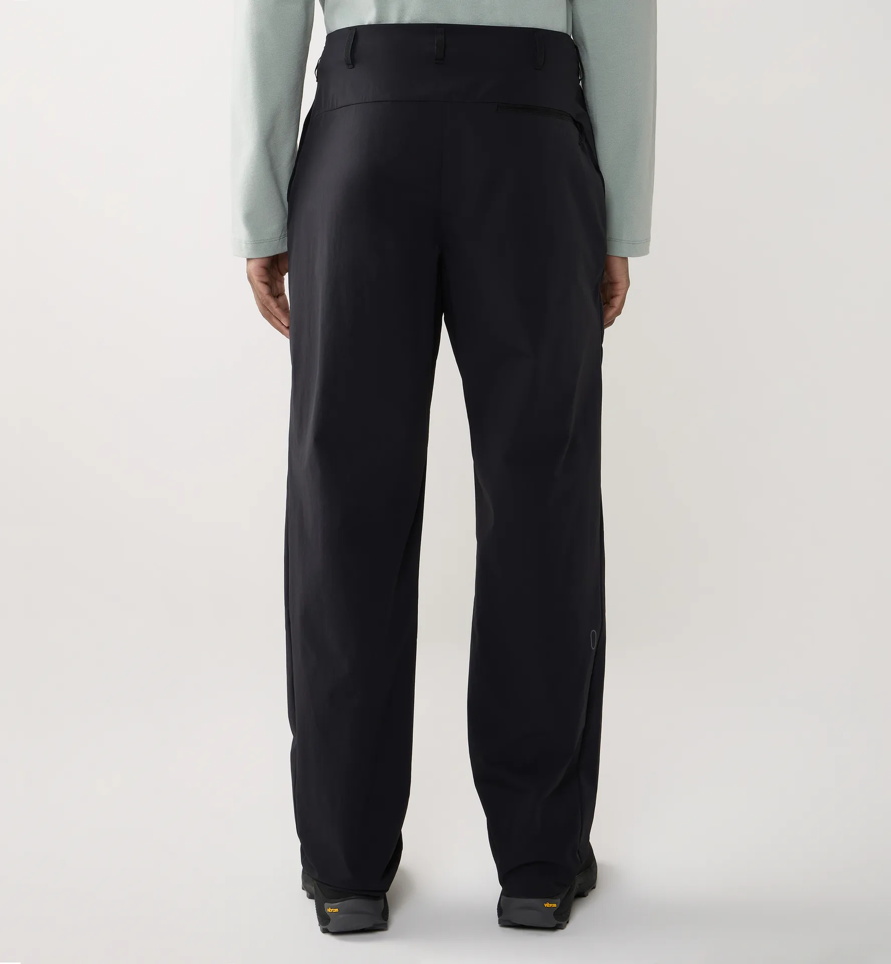 Levante Pant Men True Black