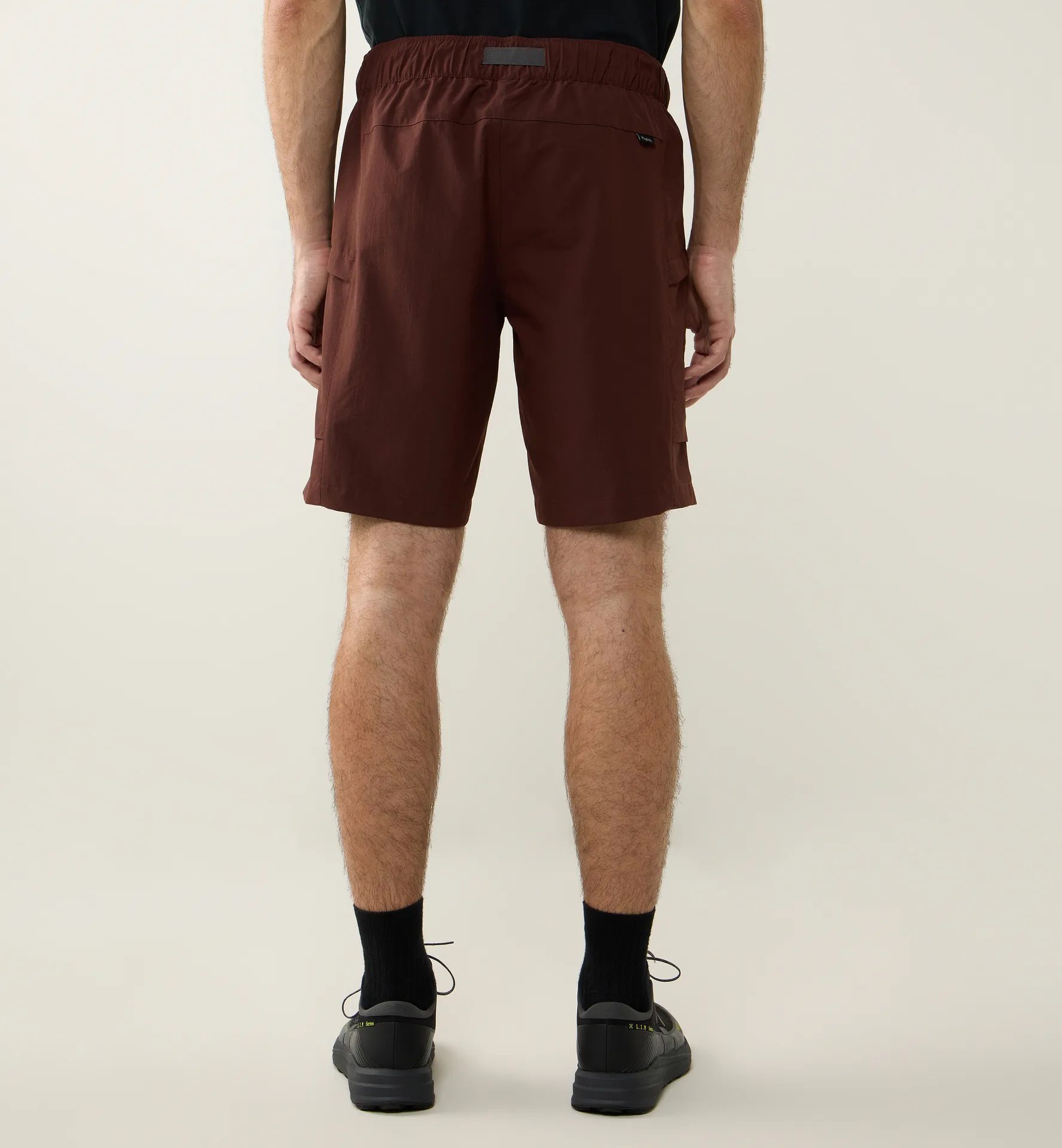 Hede Shorts Men Maroon Trail