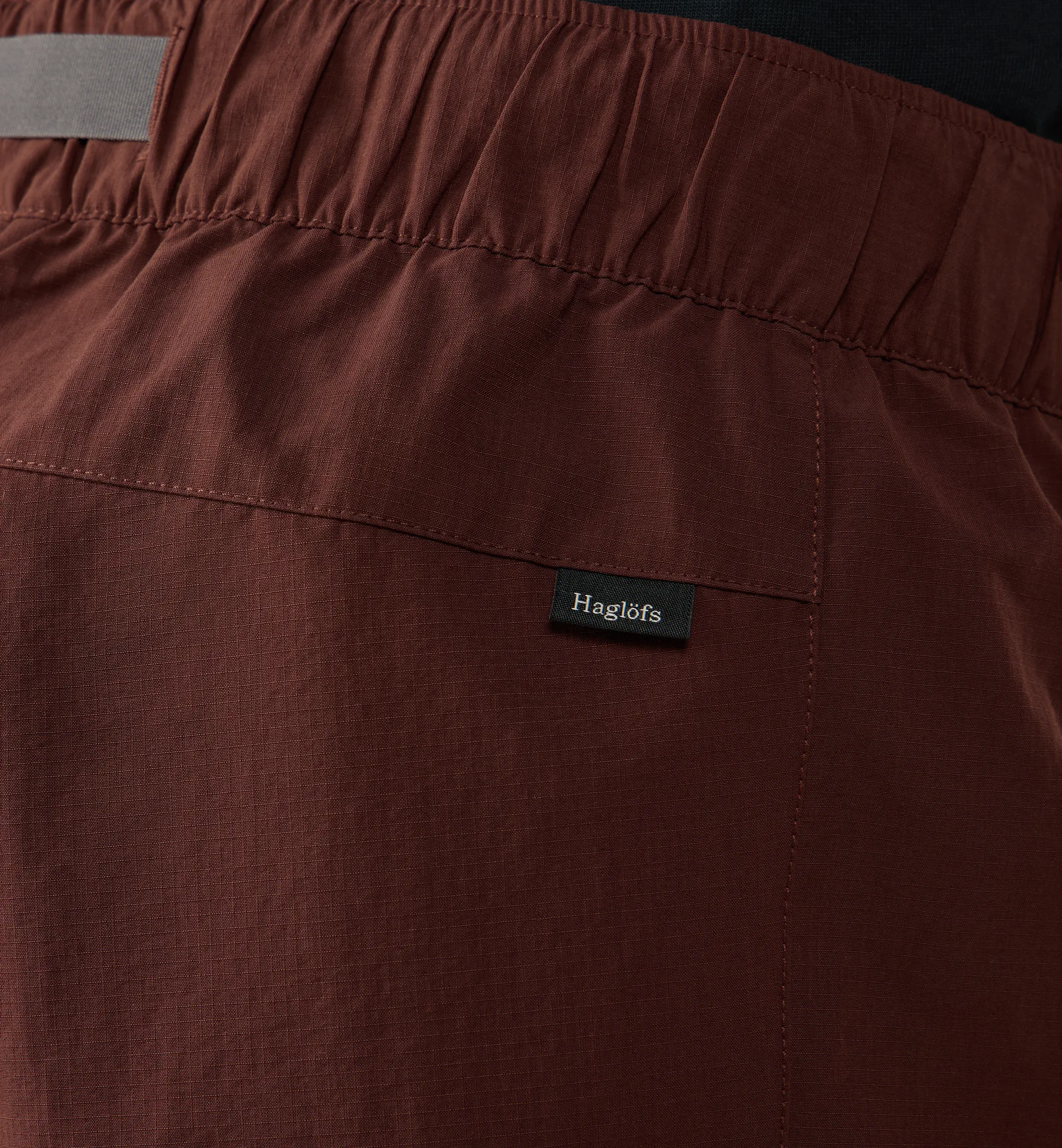 Hede Shorts Men Maroon Trail