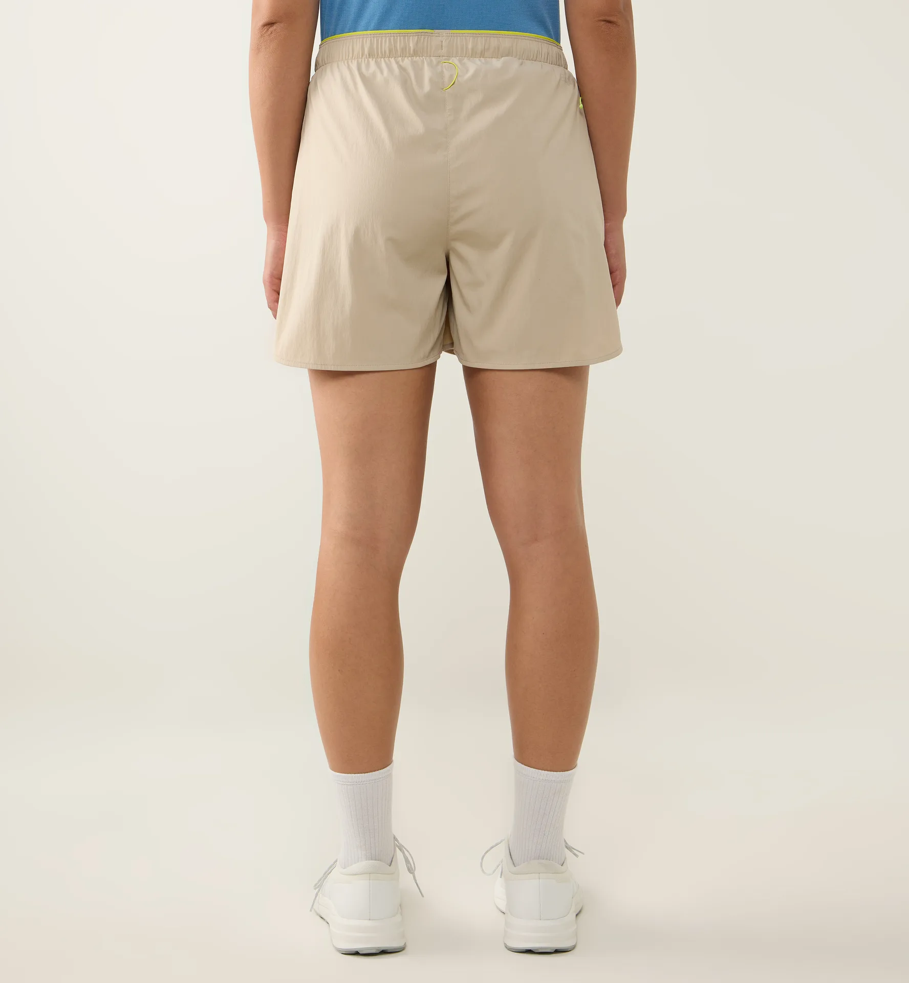L.I.M Pace Shorts Women Chalk Beige