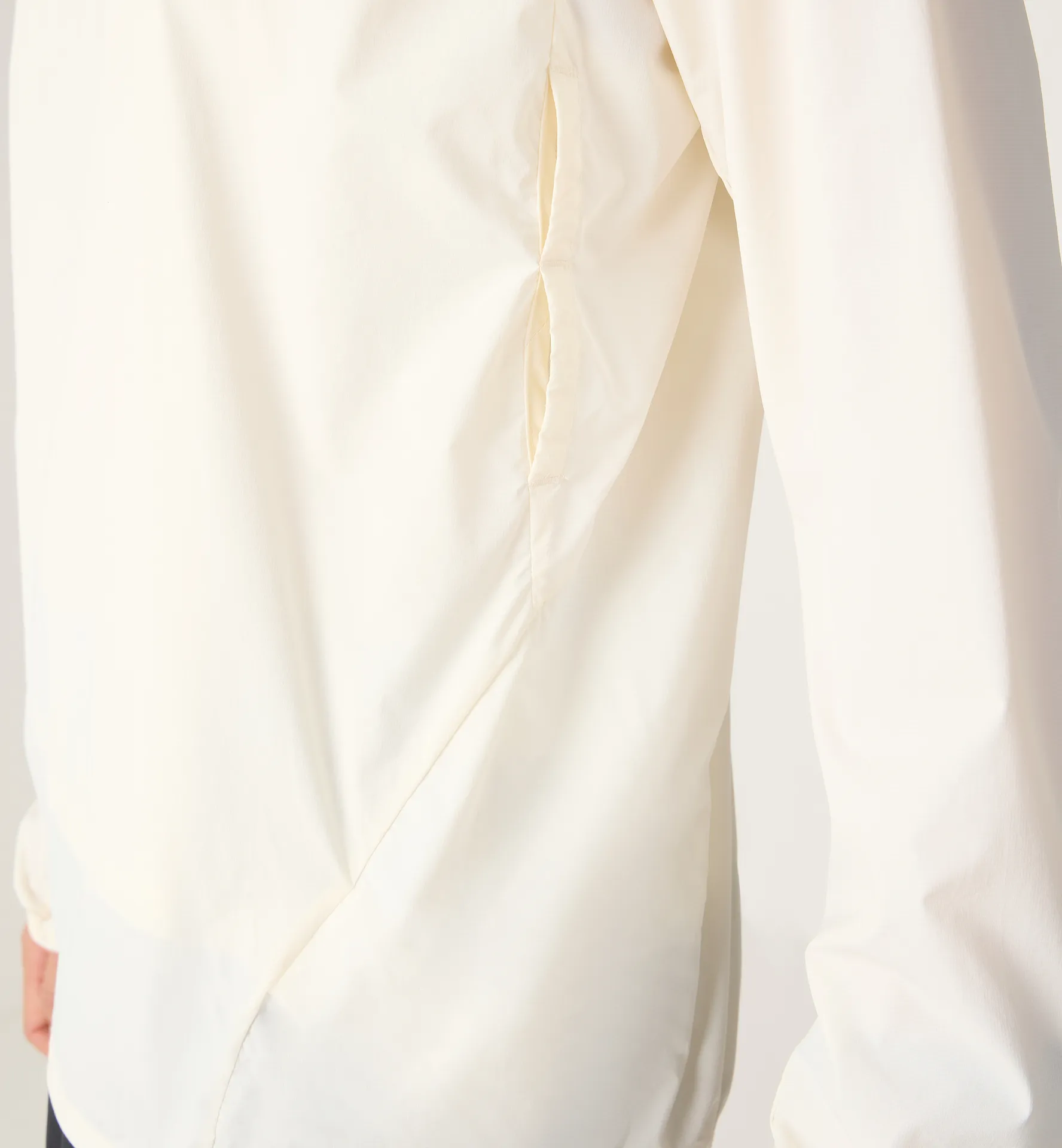 L.I.M Sunpack Hoodie Women Soft White