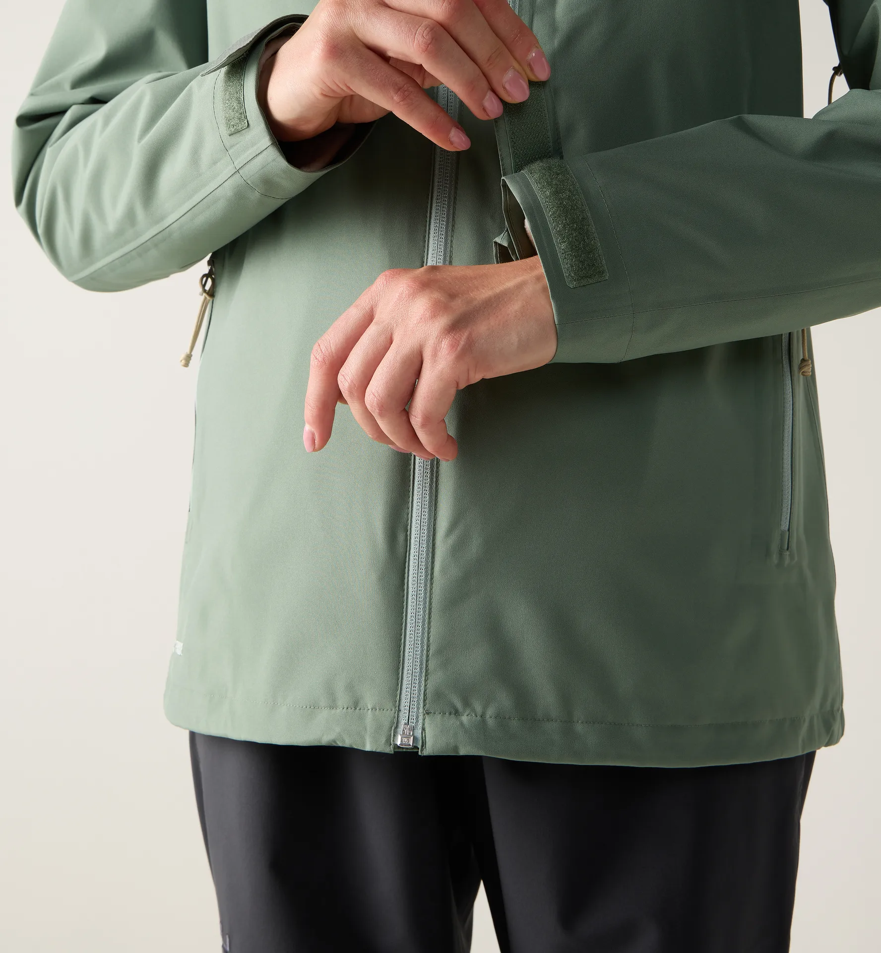 Ozka Proof 2L Jacket Women Chlorophyll Green