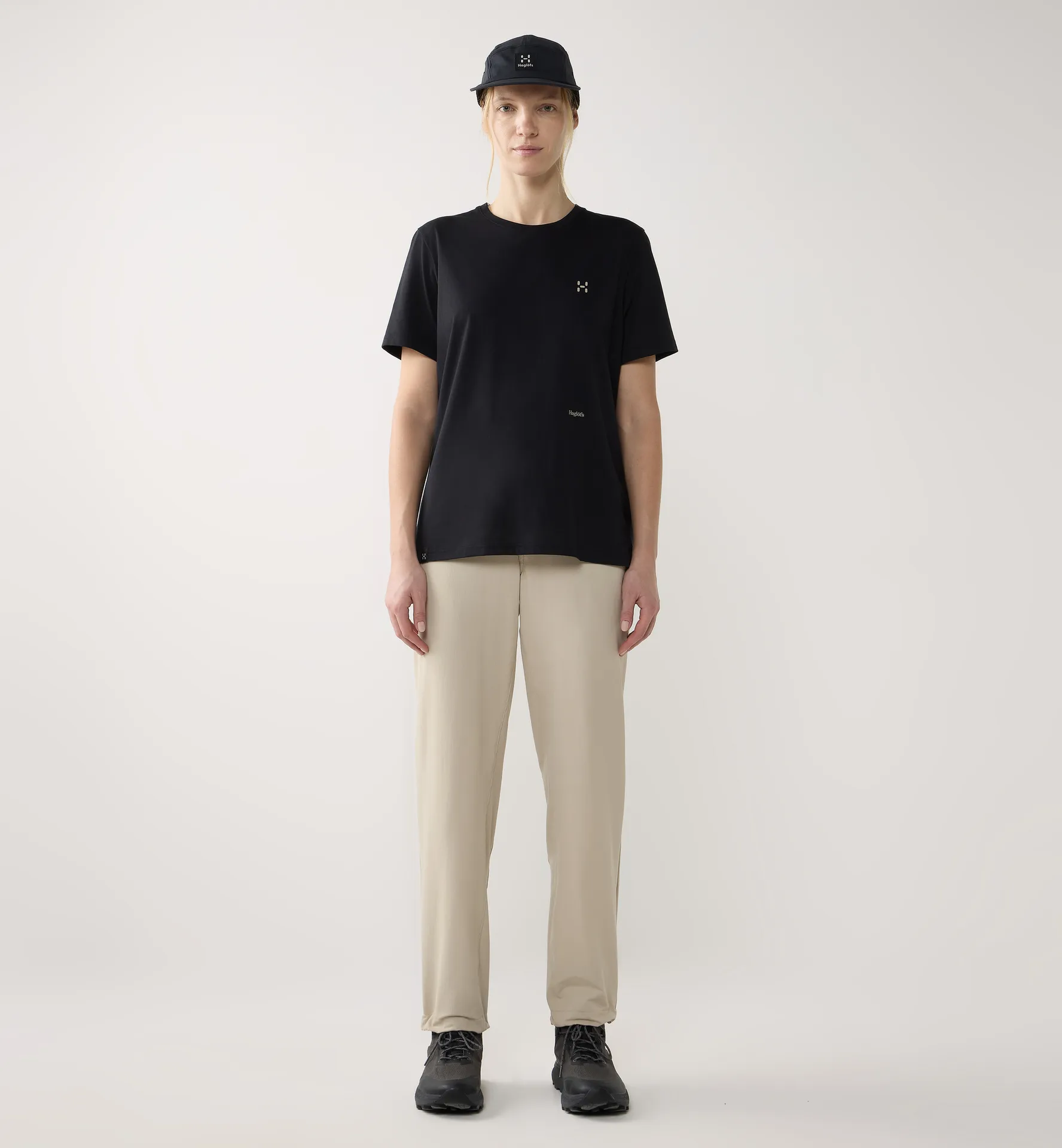Outsiders Graphic Tee Women True Black