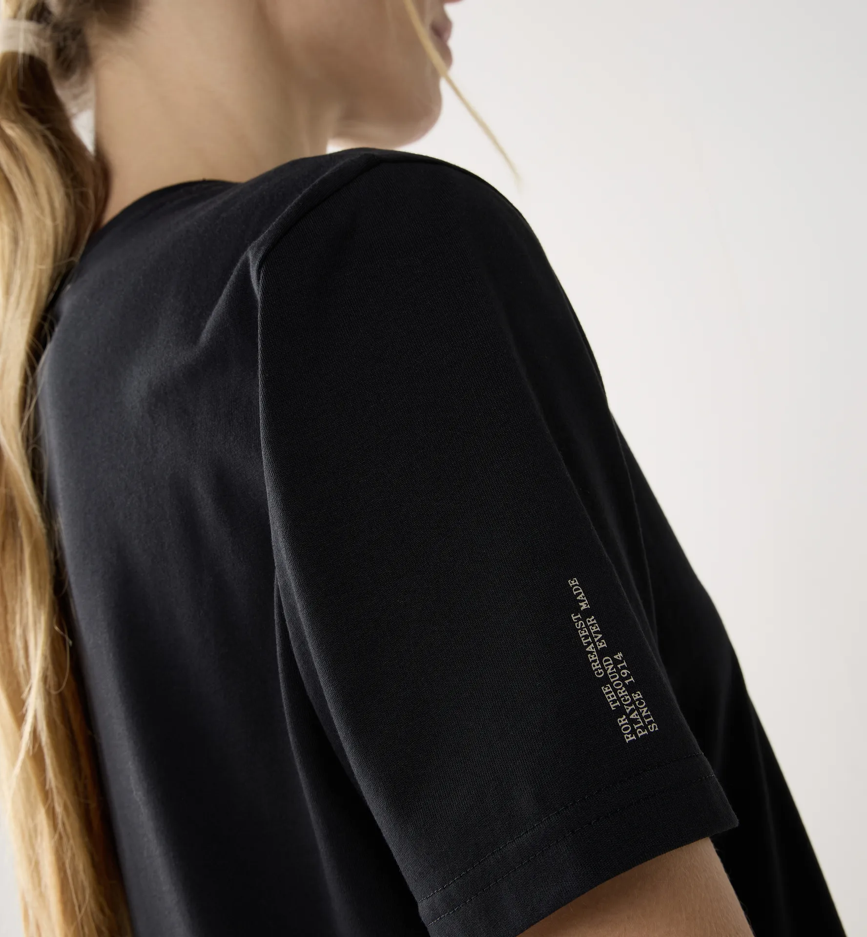 Outsiders Graphic Tee Women True Black