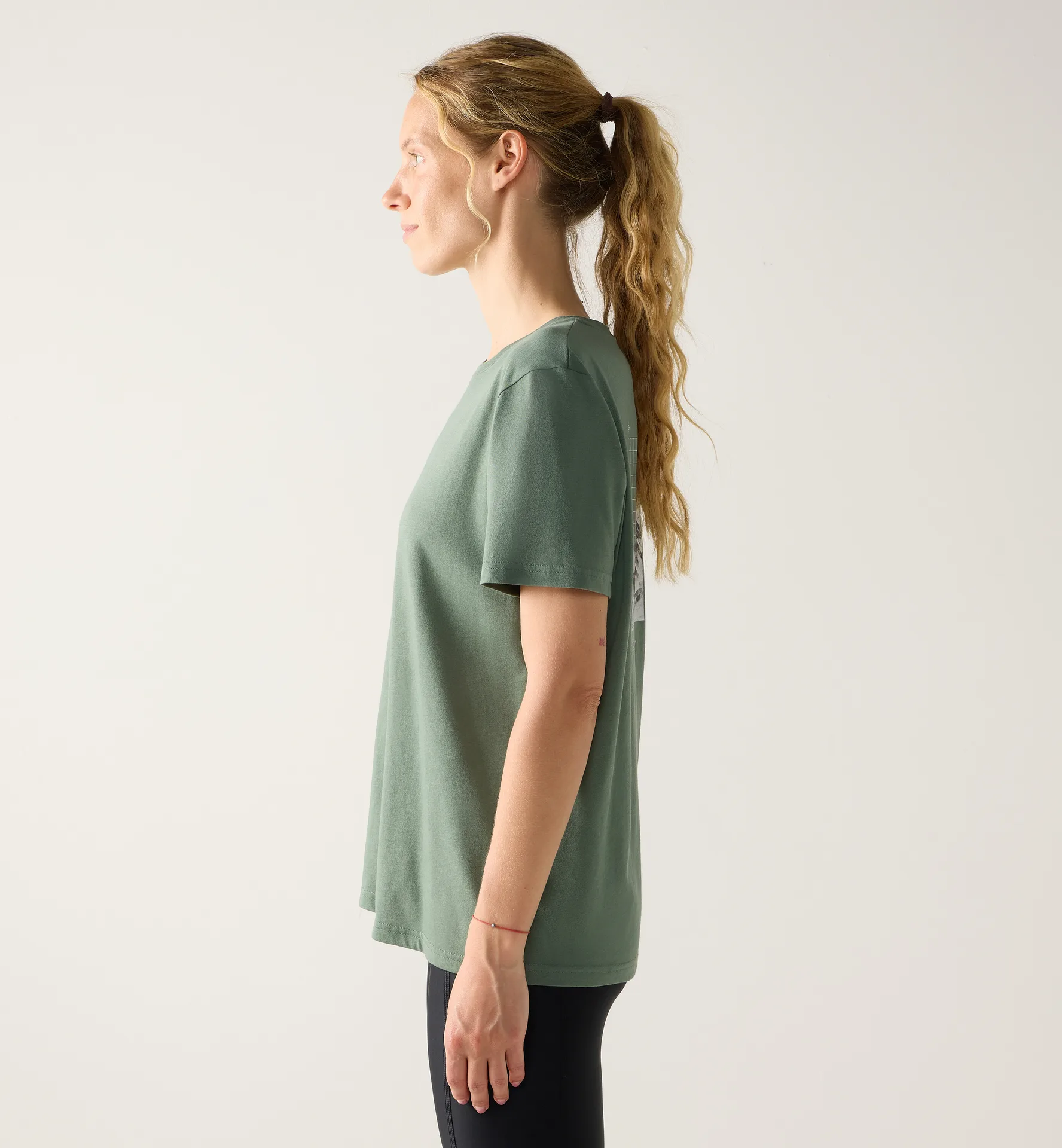 Outsiders Graph Tee Women Chlorophyll Green