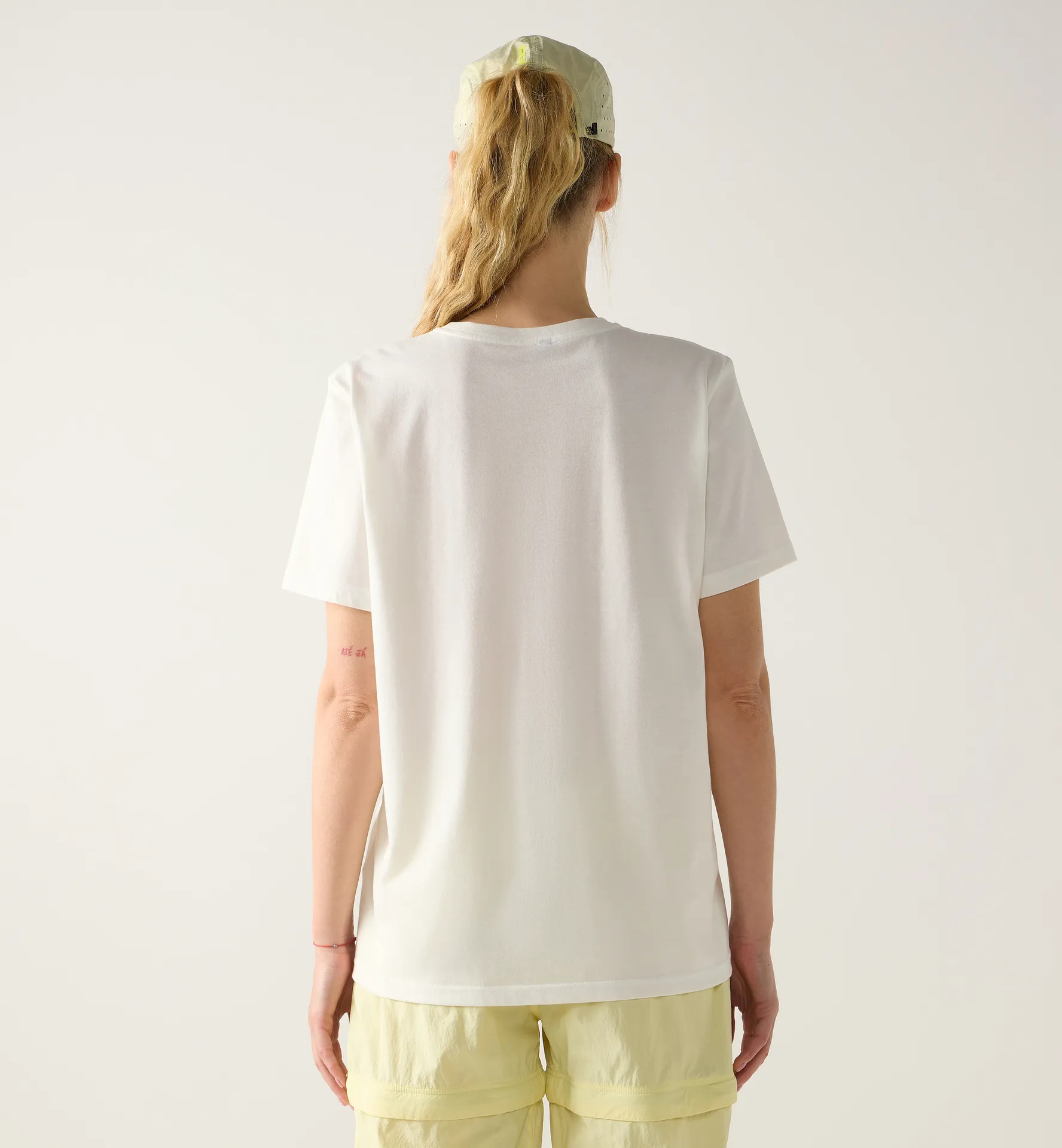 Outsiders Graph Tee Women Soft White 2