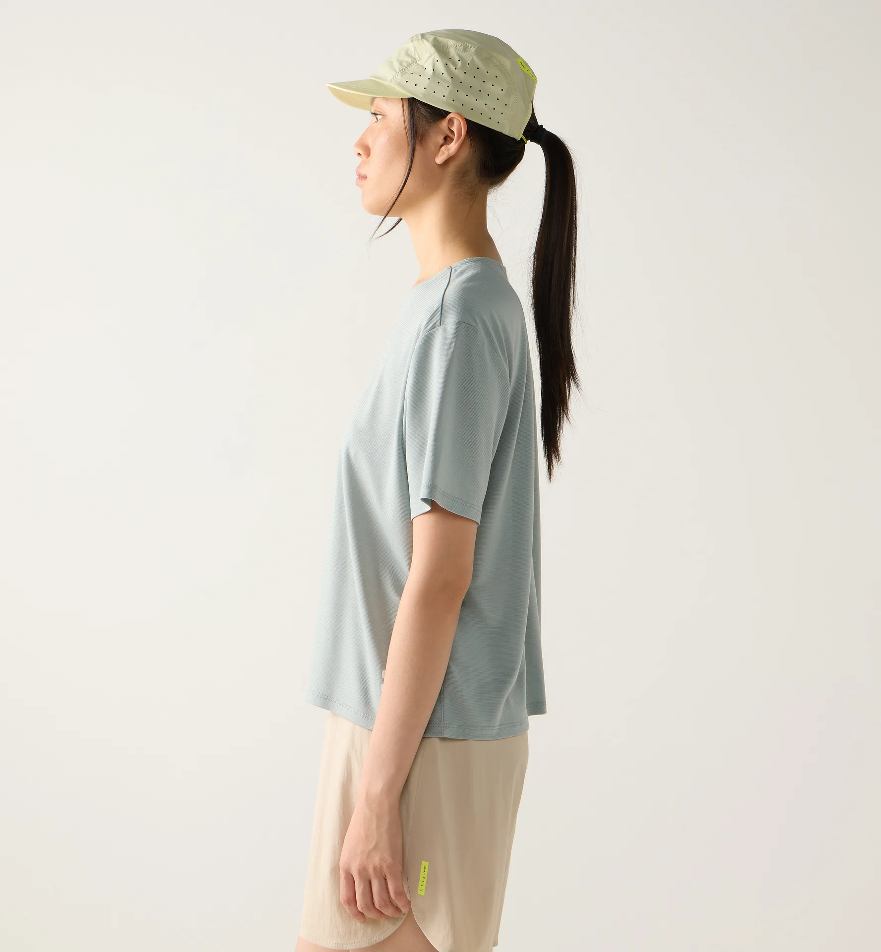 L.I.M Delta Crop Tee Women Dew Green Melange