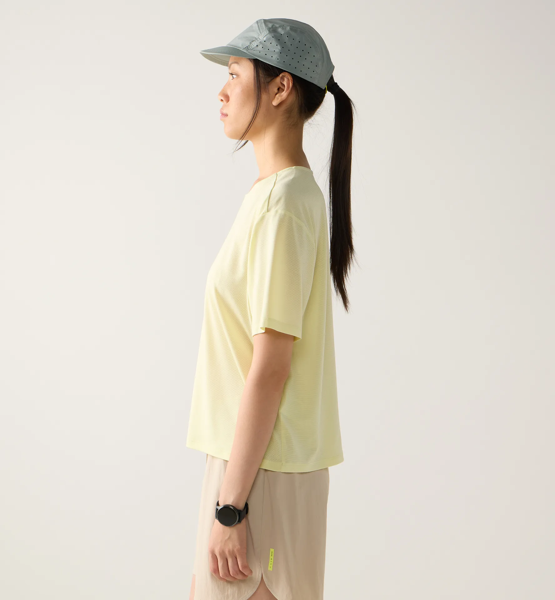 L.I.M Delta Crop Tee Women Yellow Rise Melange