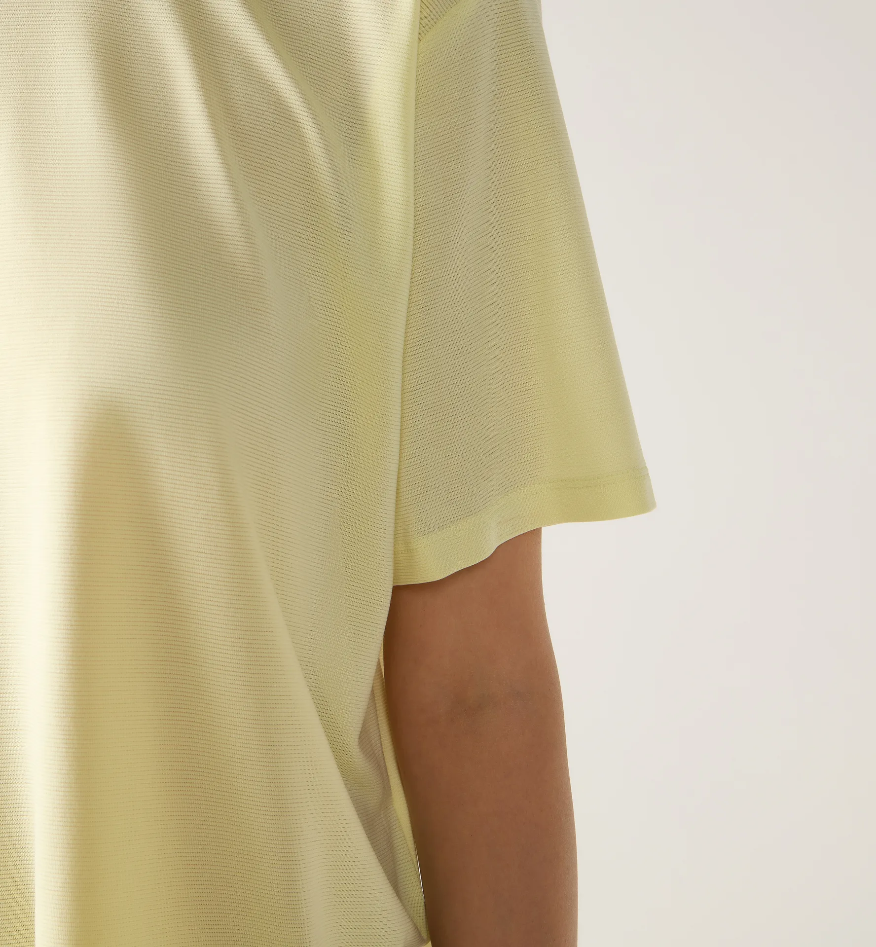 L.I.M Delta Crop Tee Women Yellow Rise Melange