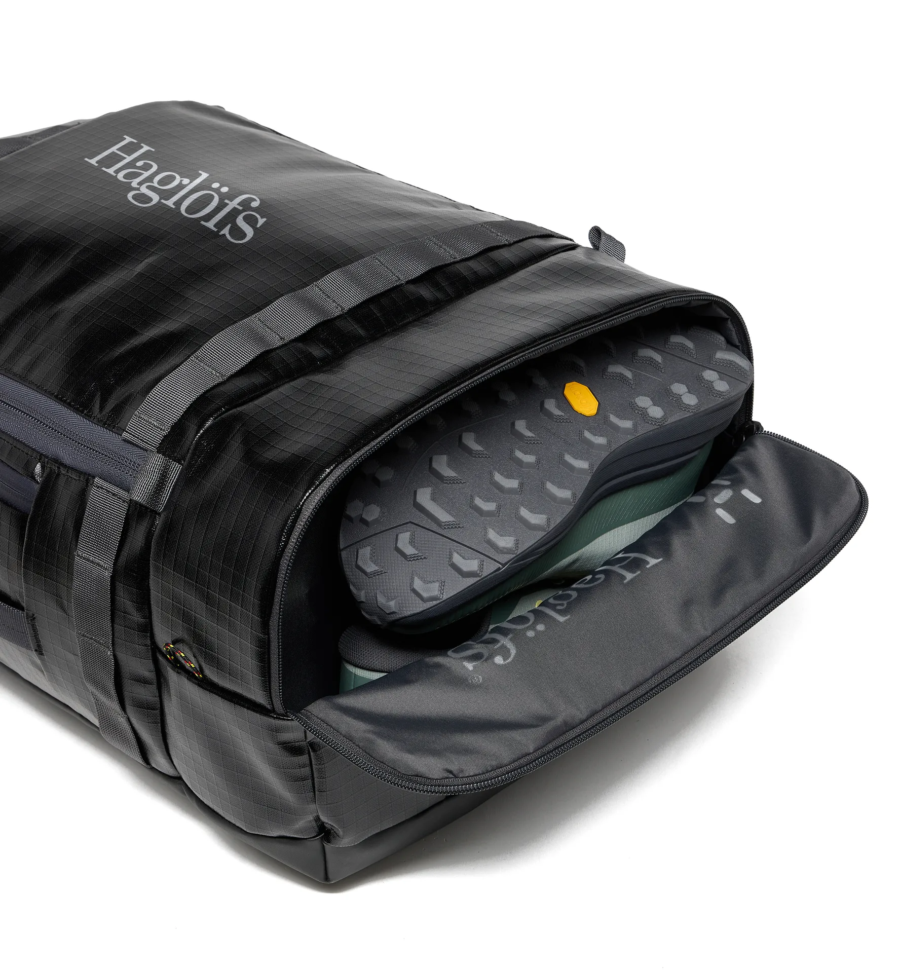 Magma 42L True Black/Magnetite