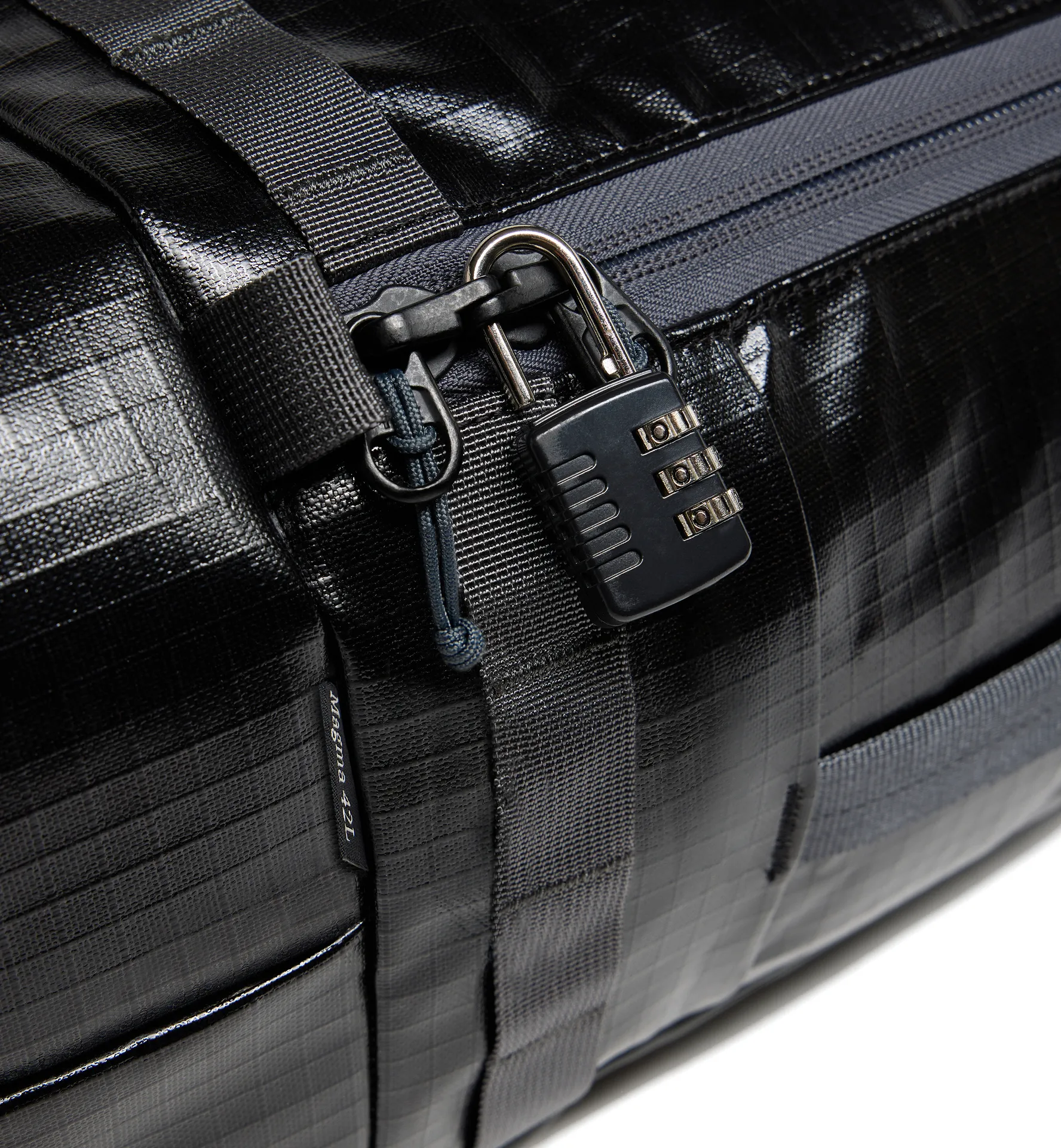 Magma 42L True Black/Magnetite