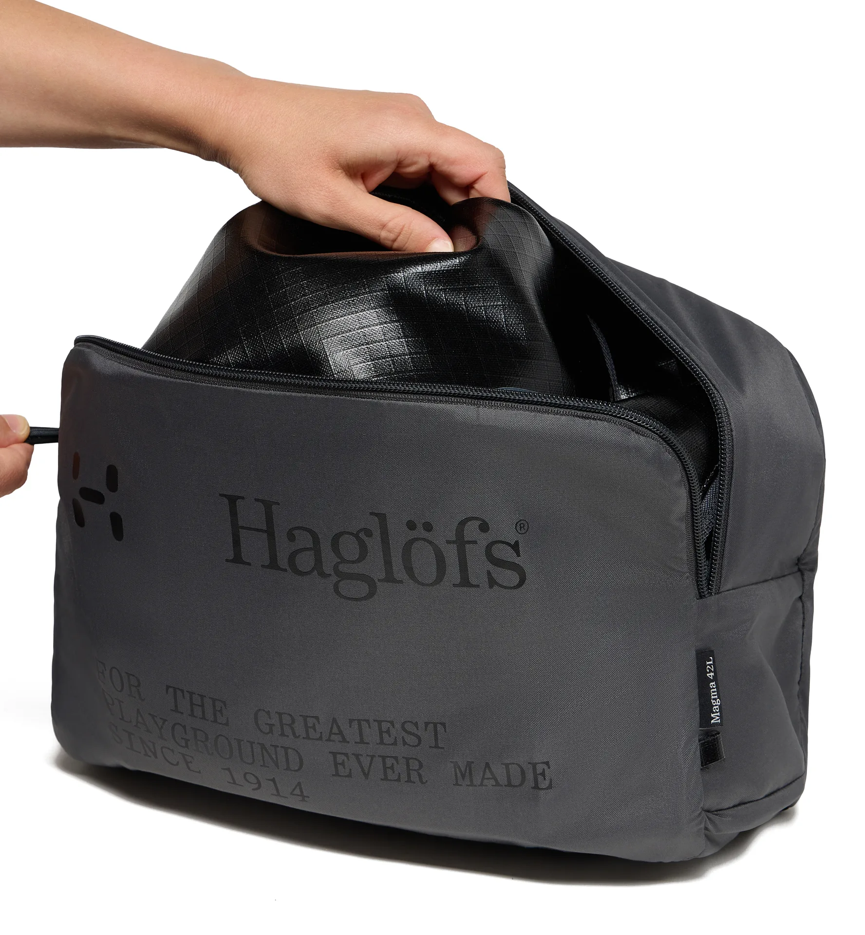 Magma 42L True Black/Magnetite