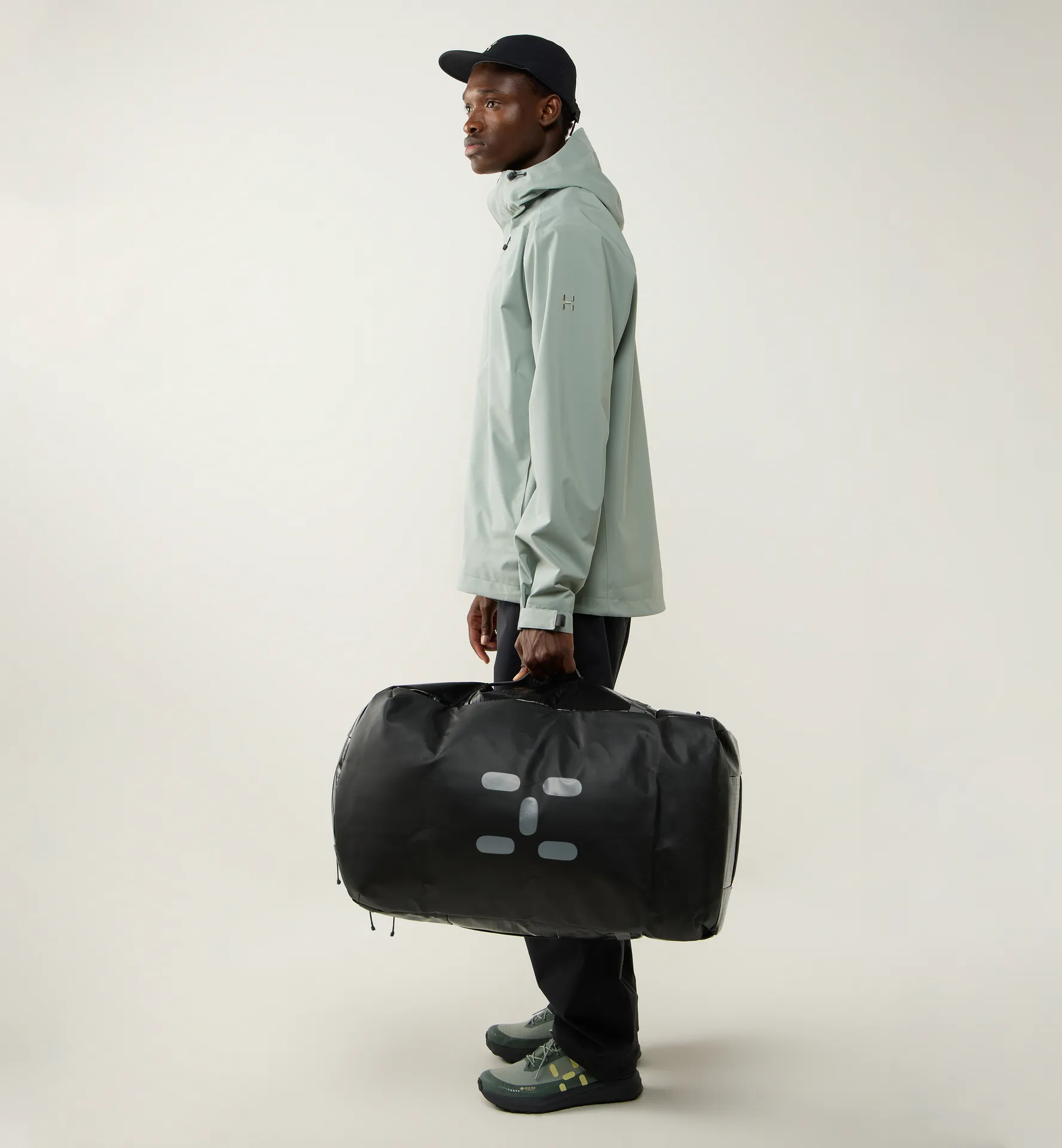 Magma 65L True Black/Magnetite