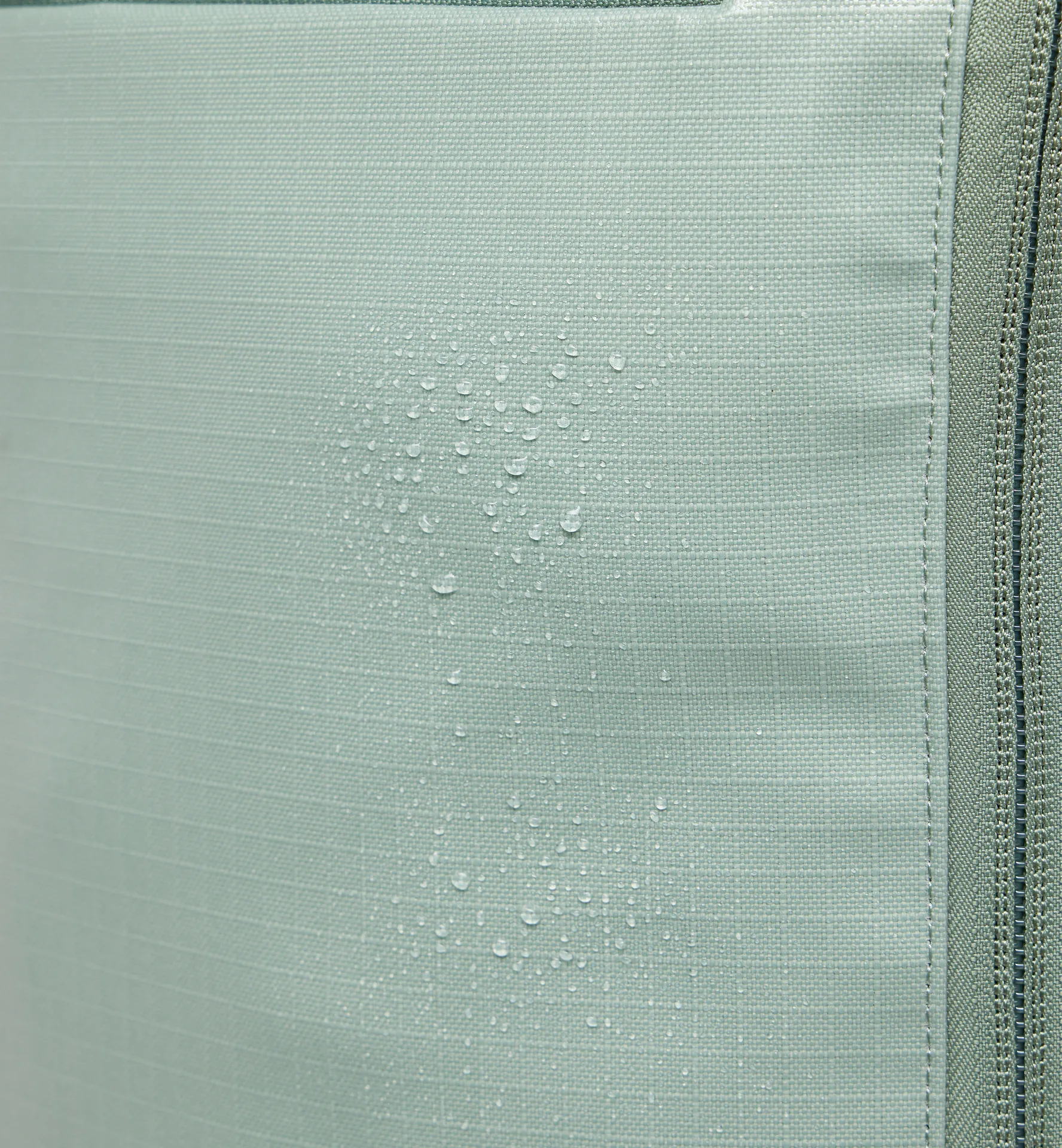 Magma 65L Dew Green/Chlorophyll Green