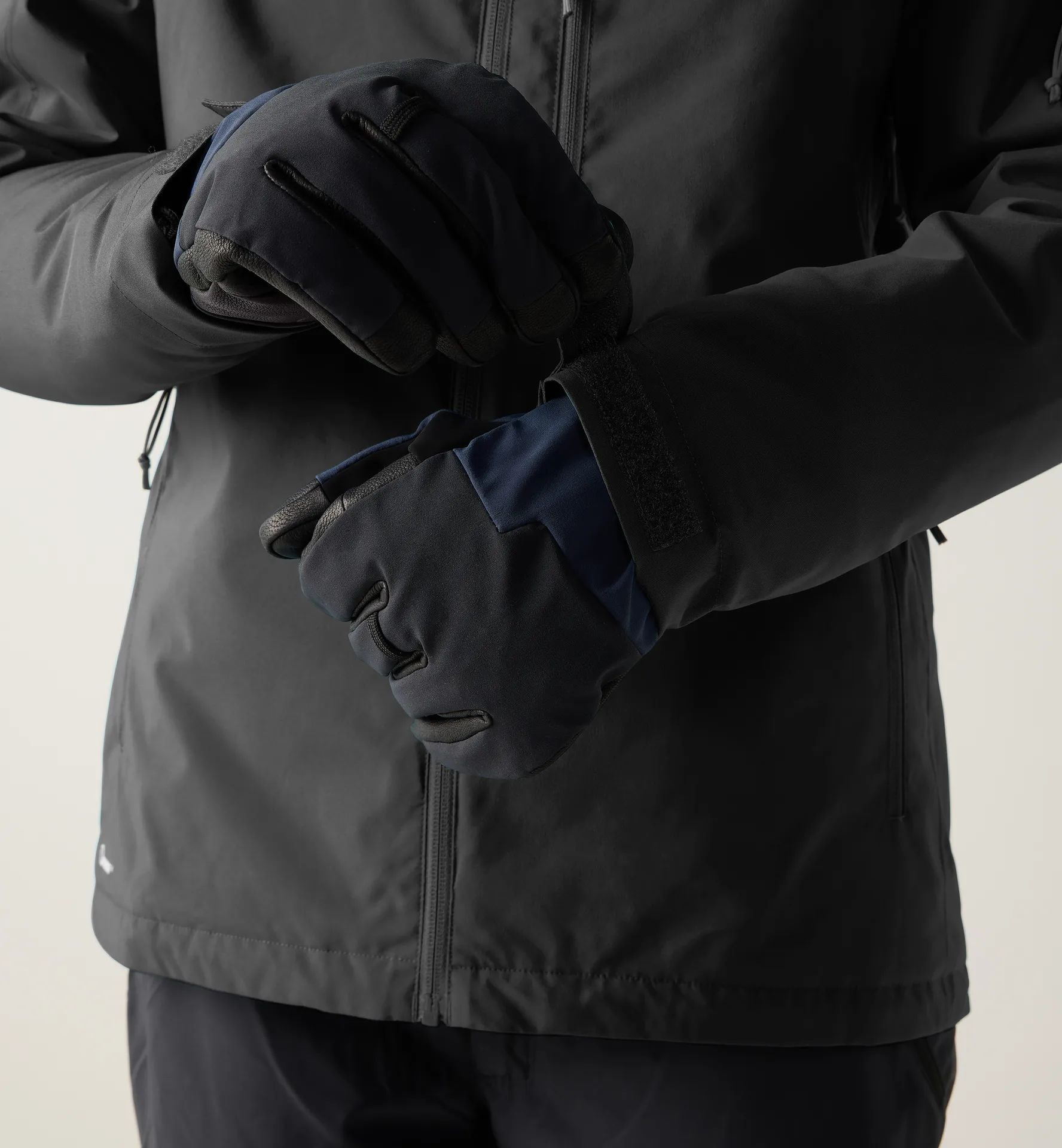 Gondol Insulated II Jacket Women True Black