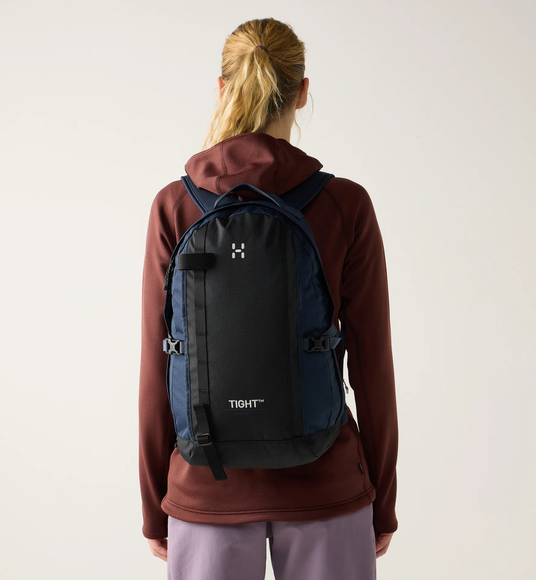 Tight Medium True Black/Tarn Blue