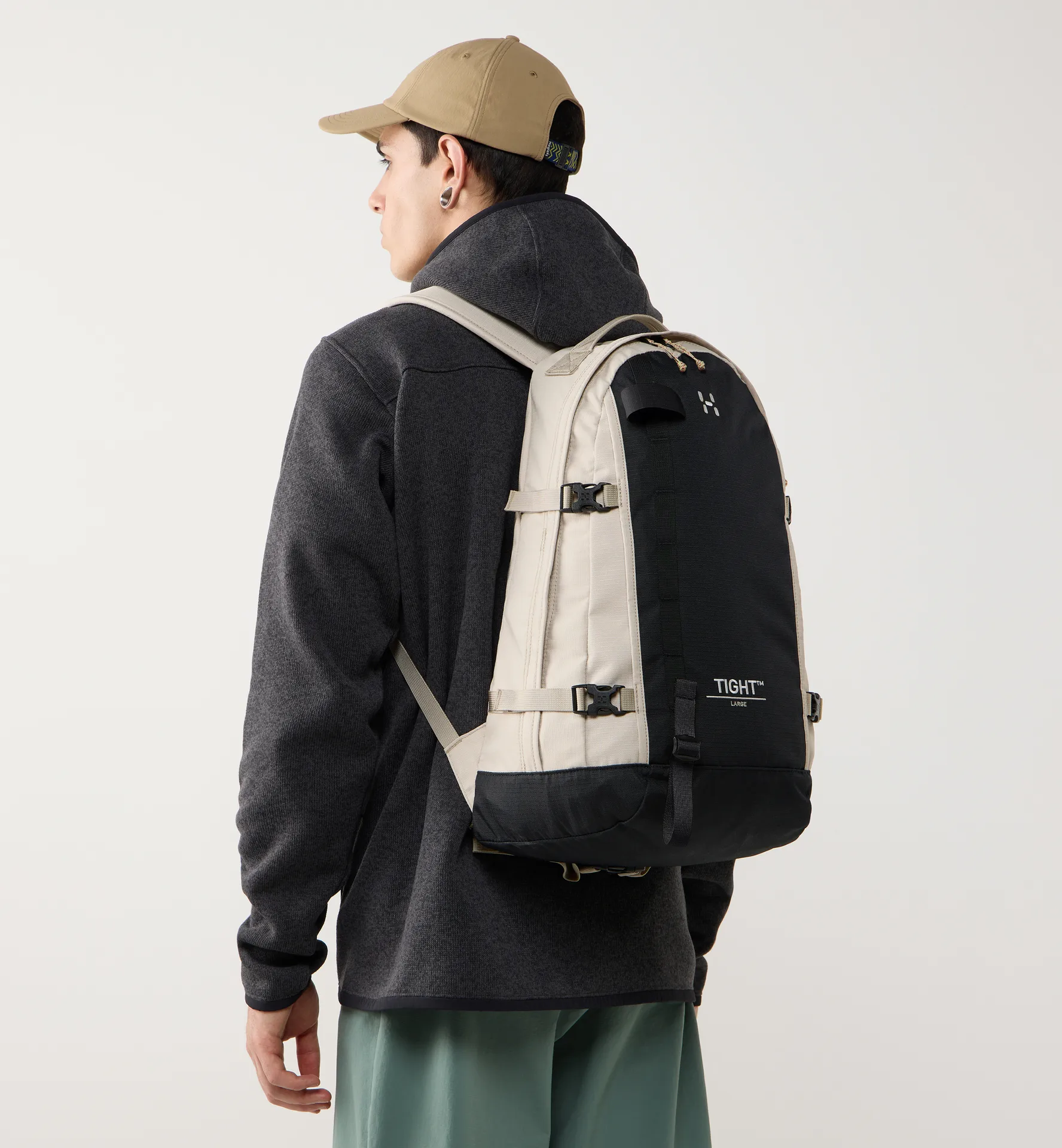 Tight Large True Back/Chalk Beige