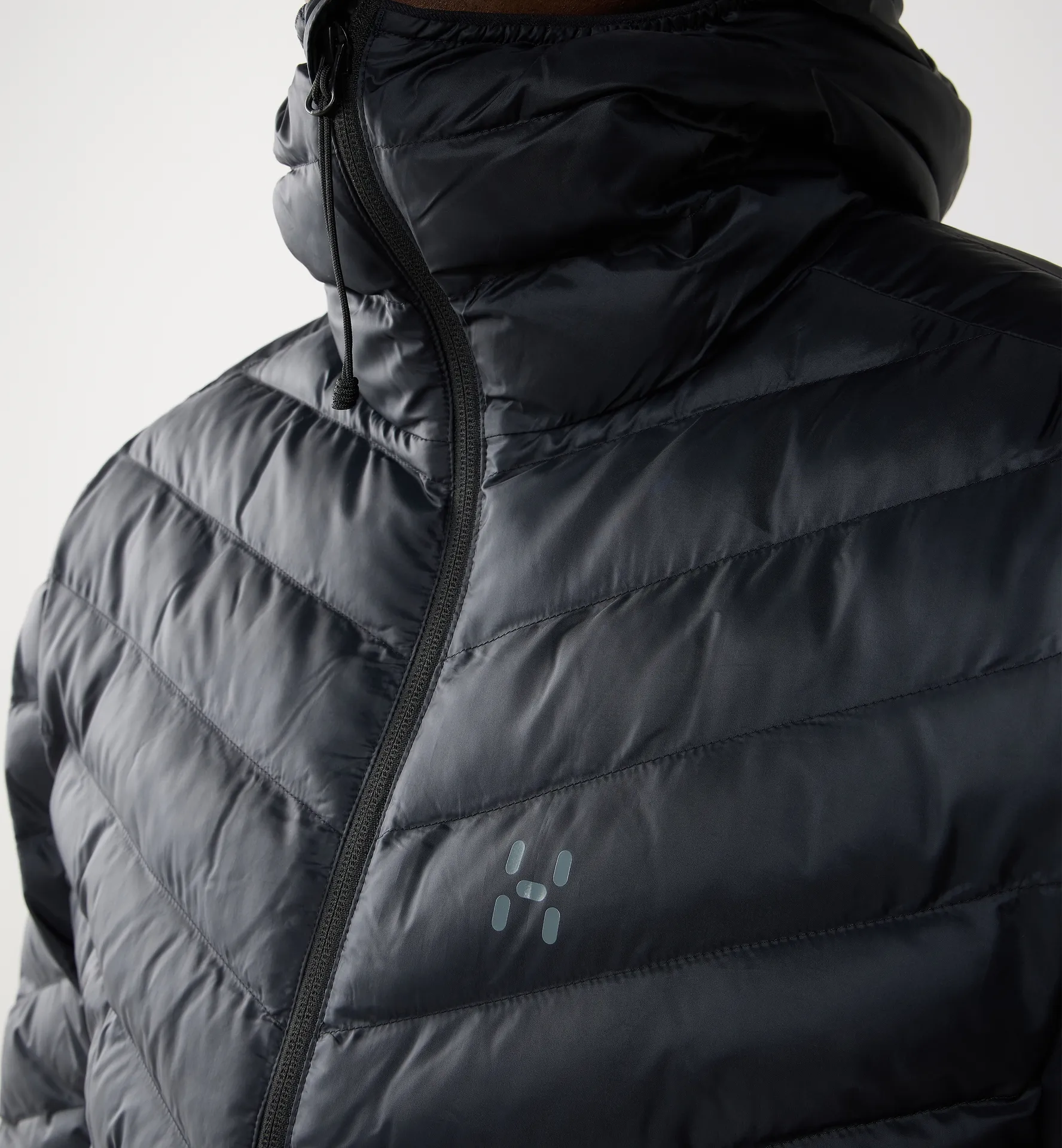 Särna Mimic II Hood Men True Black