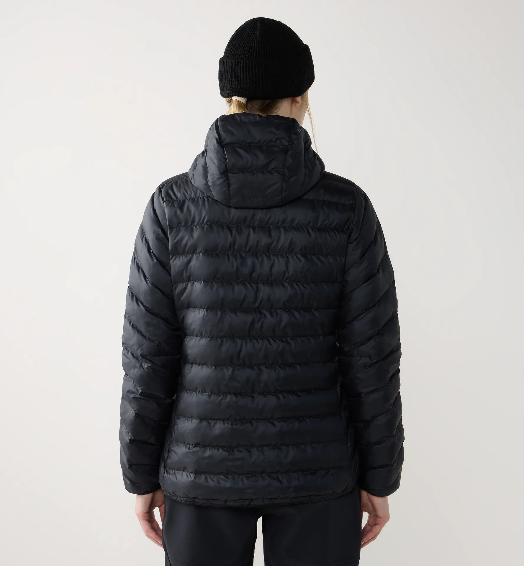 Särna Mimic II Hood Women True Black