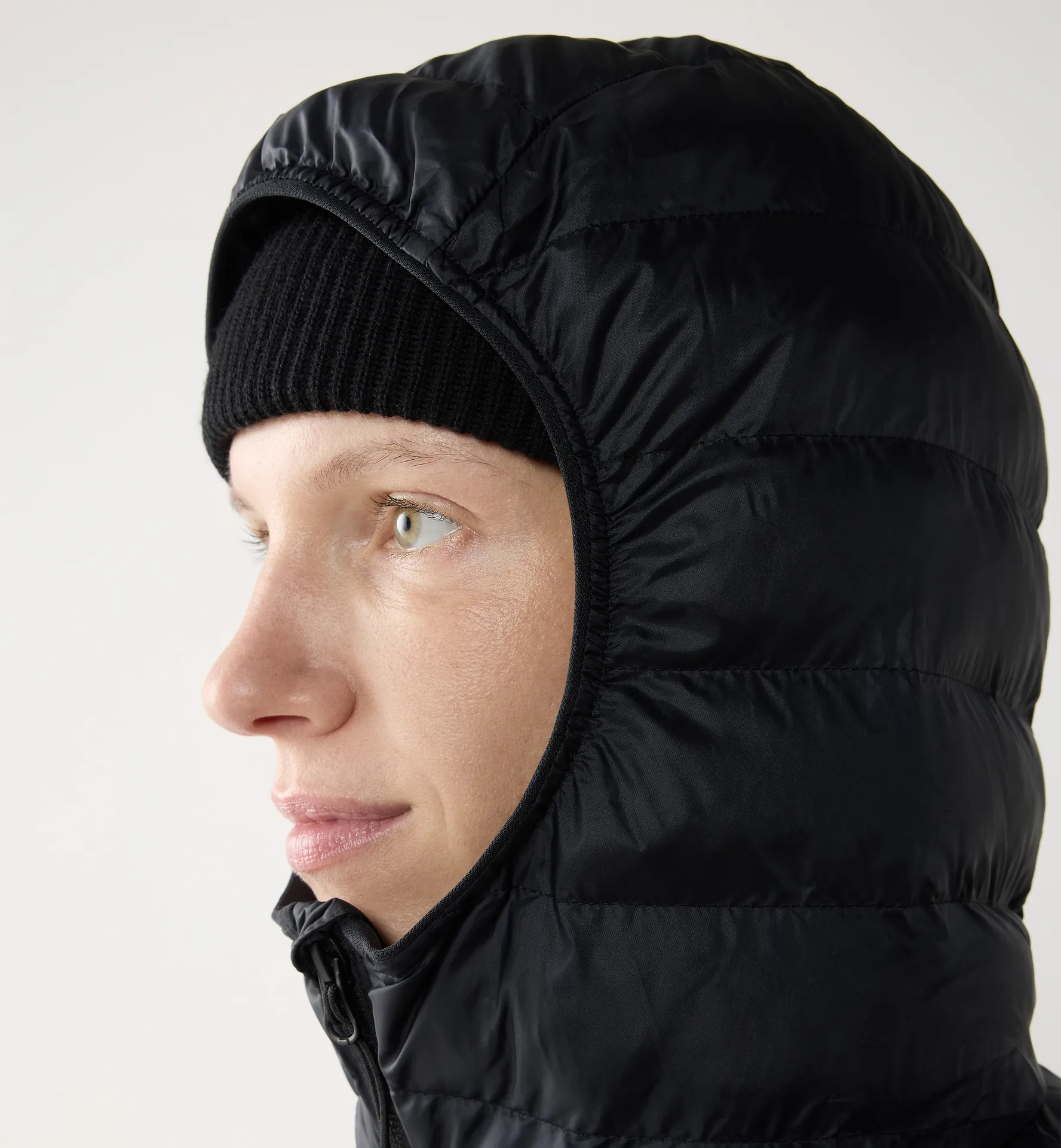 Särna Mimic II Hood Women True Black