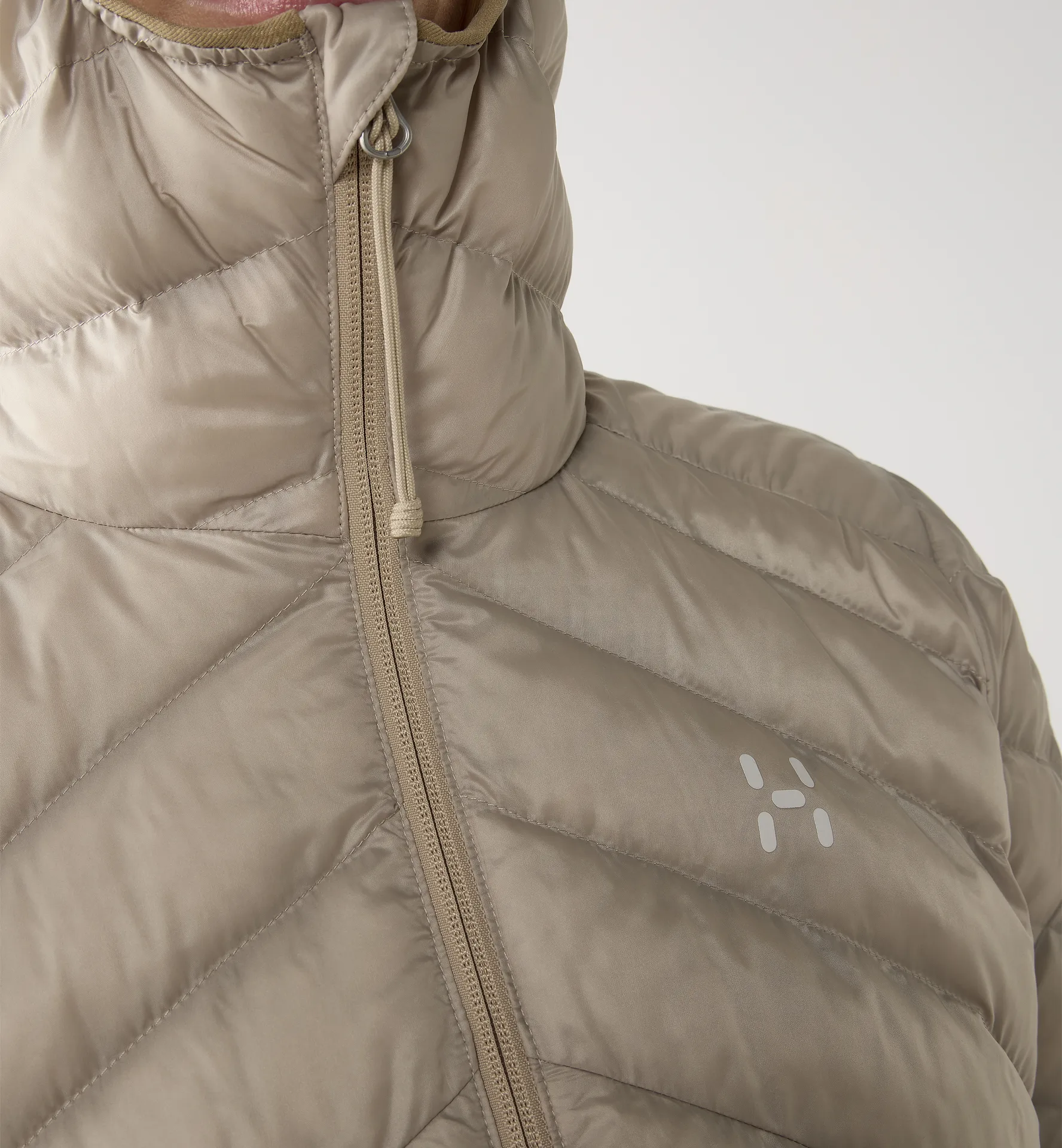 Särna Mimic II Hood Women Chalk Beige