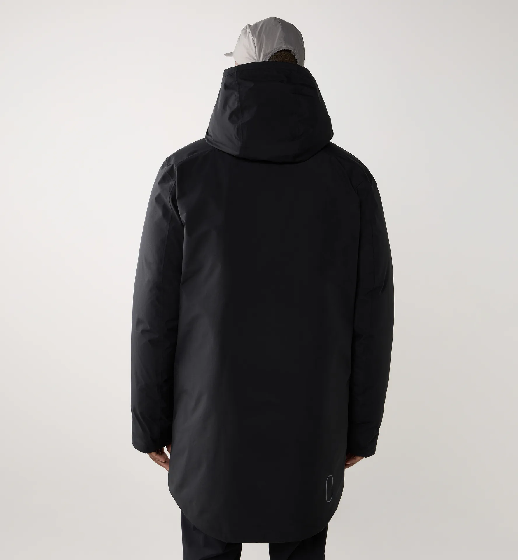 Vara Down GTX Parka Men True Black