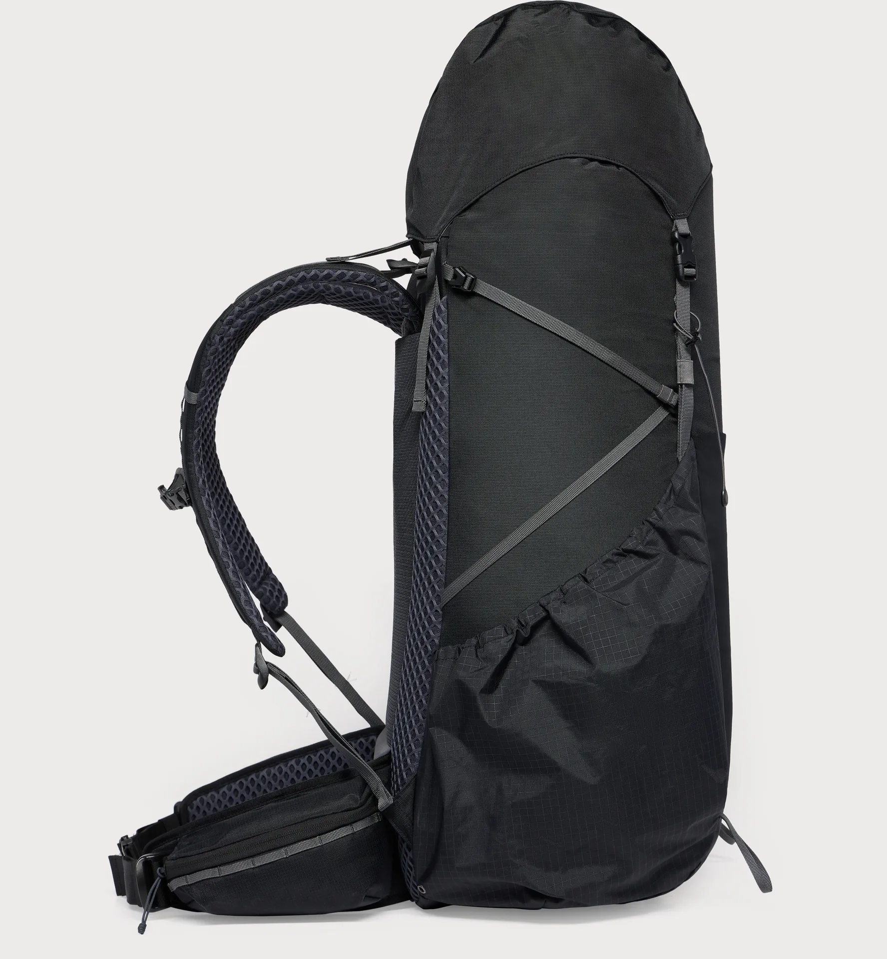Magma 60L True Black/Magnetite
