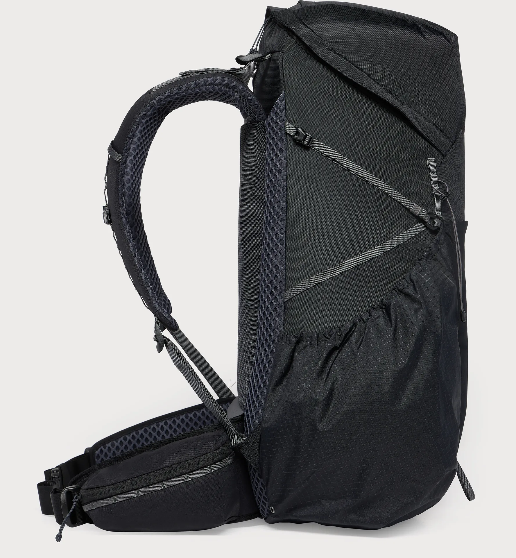 Magma 50L True Black/Magnetite