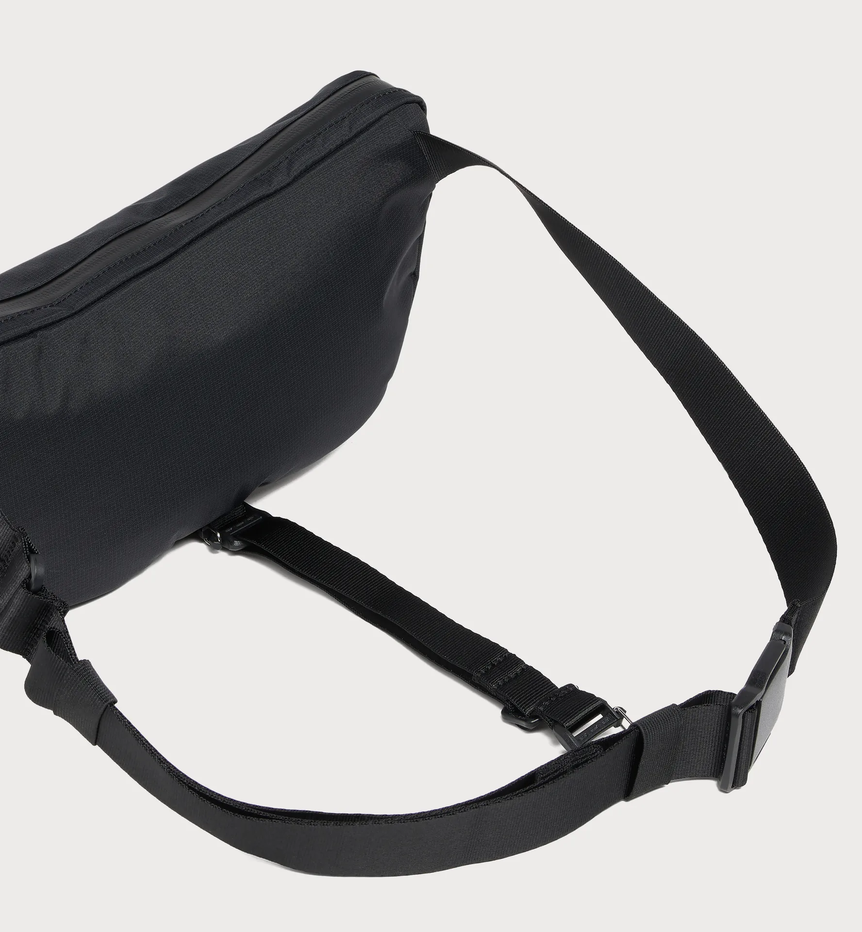 Fram 1L True Black