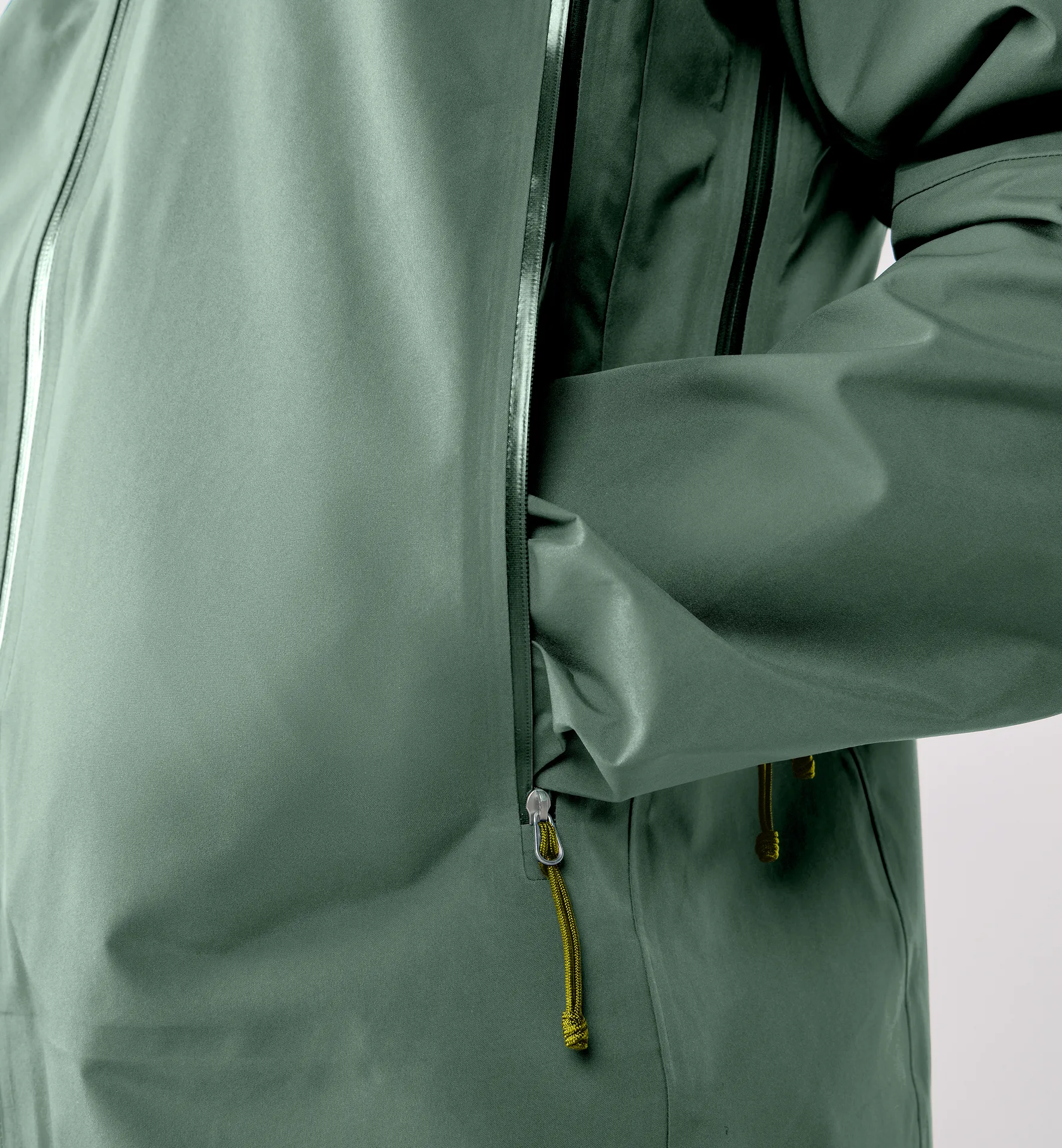 ROC Sight GTX Jacket Men Chlorophyll Green