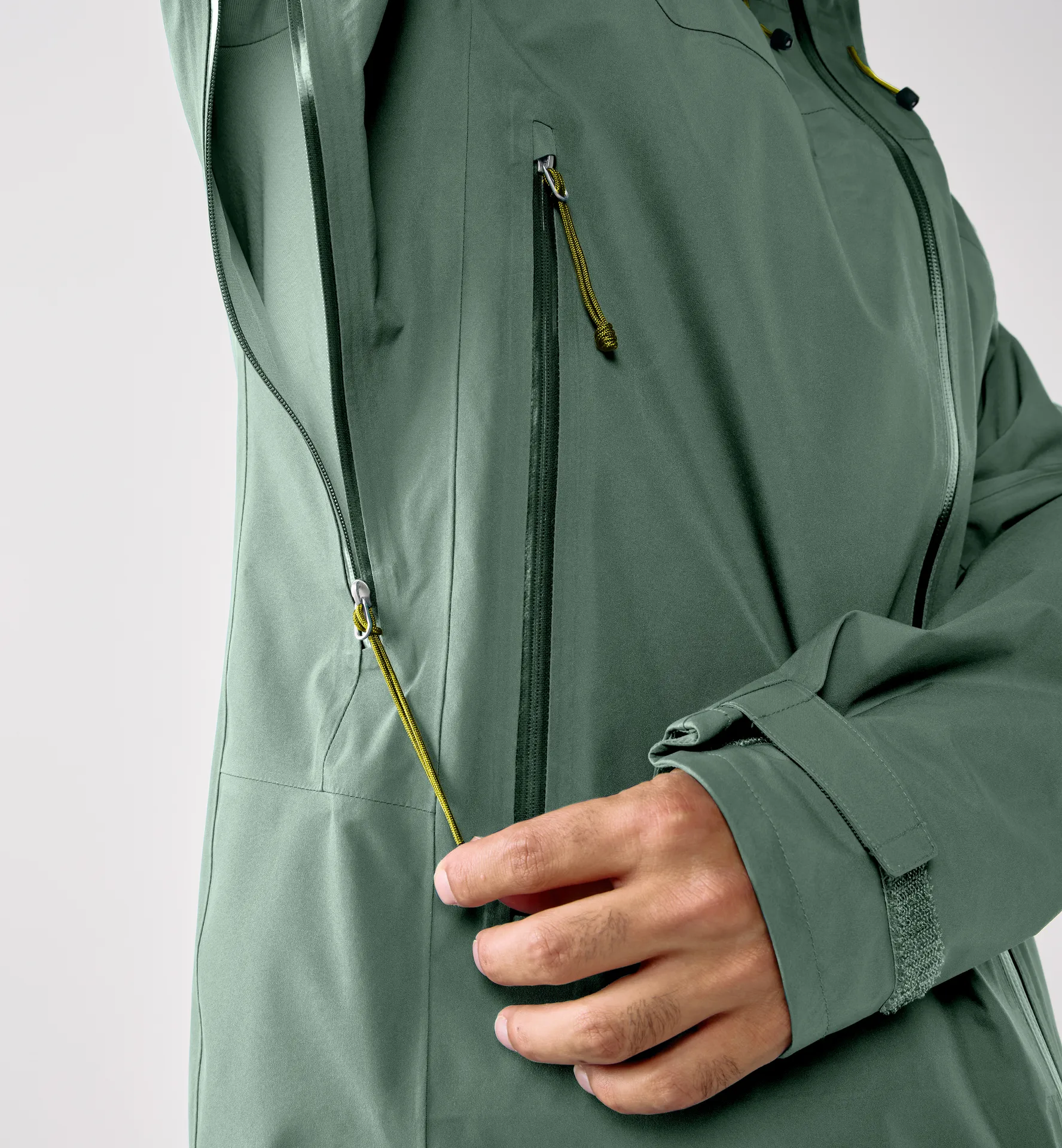 ROC Sight GTX Jacket Men Chlorophyll Green