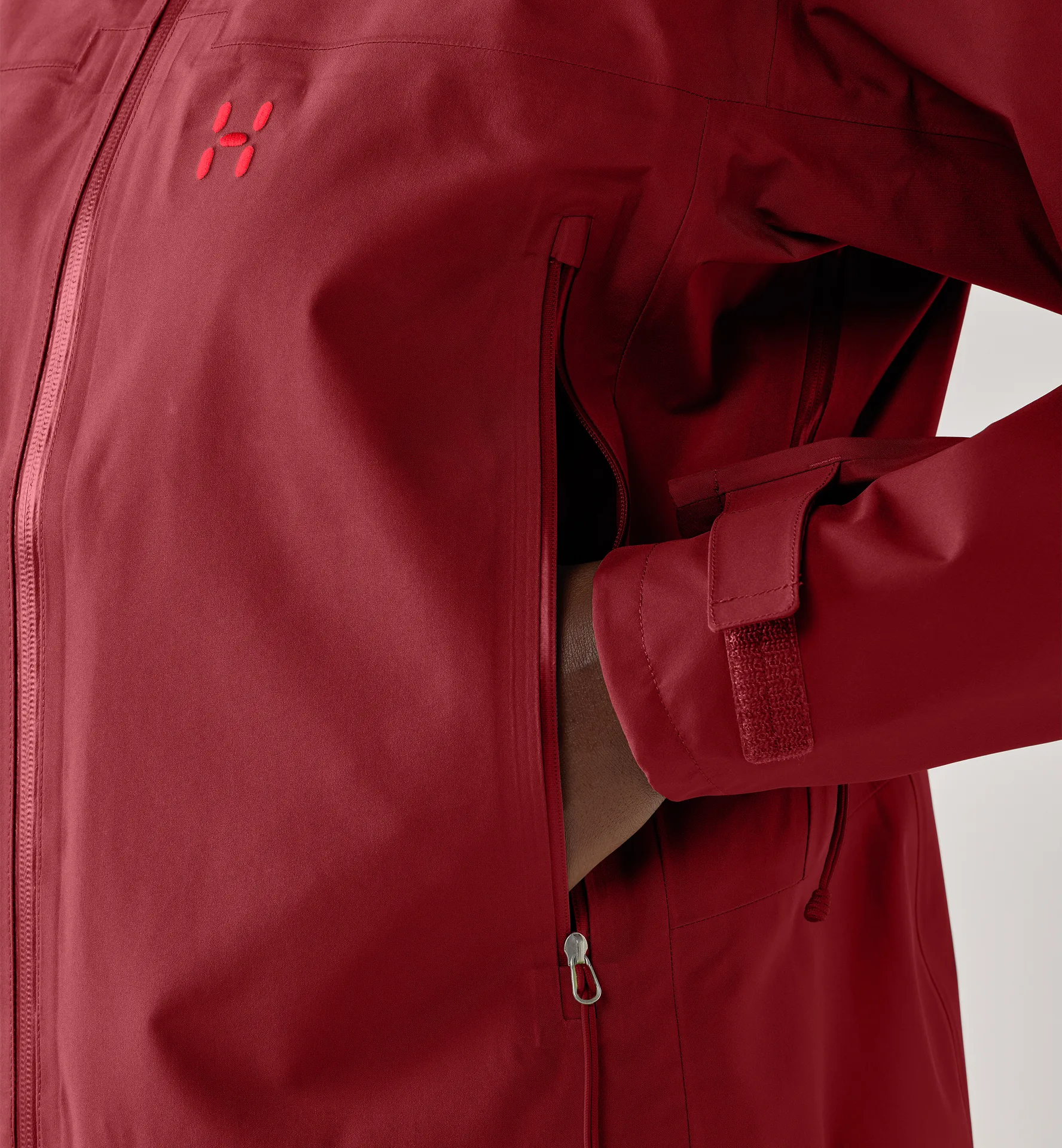 ROC Sight GTX Jacket Women Carmine Red